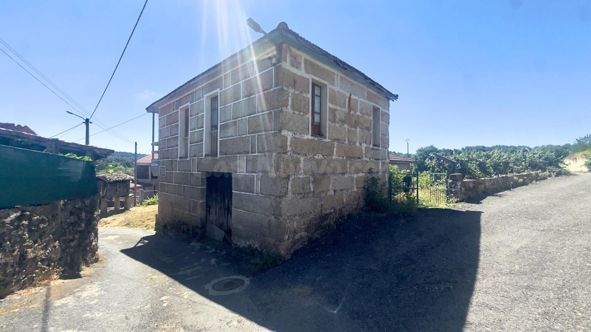 Casa de piedra registrada para reformar con 105m2 útiles y t - foto 3