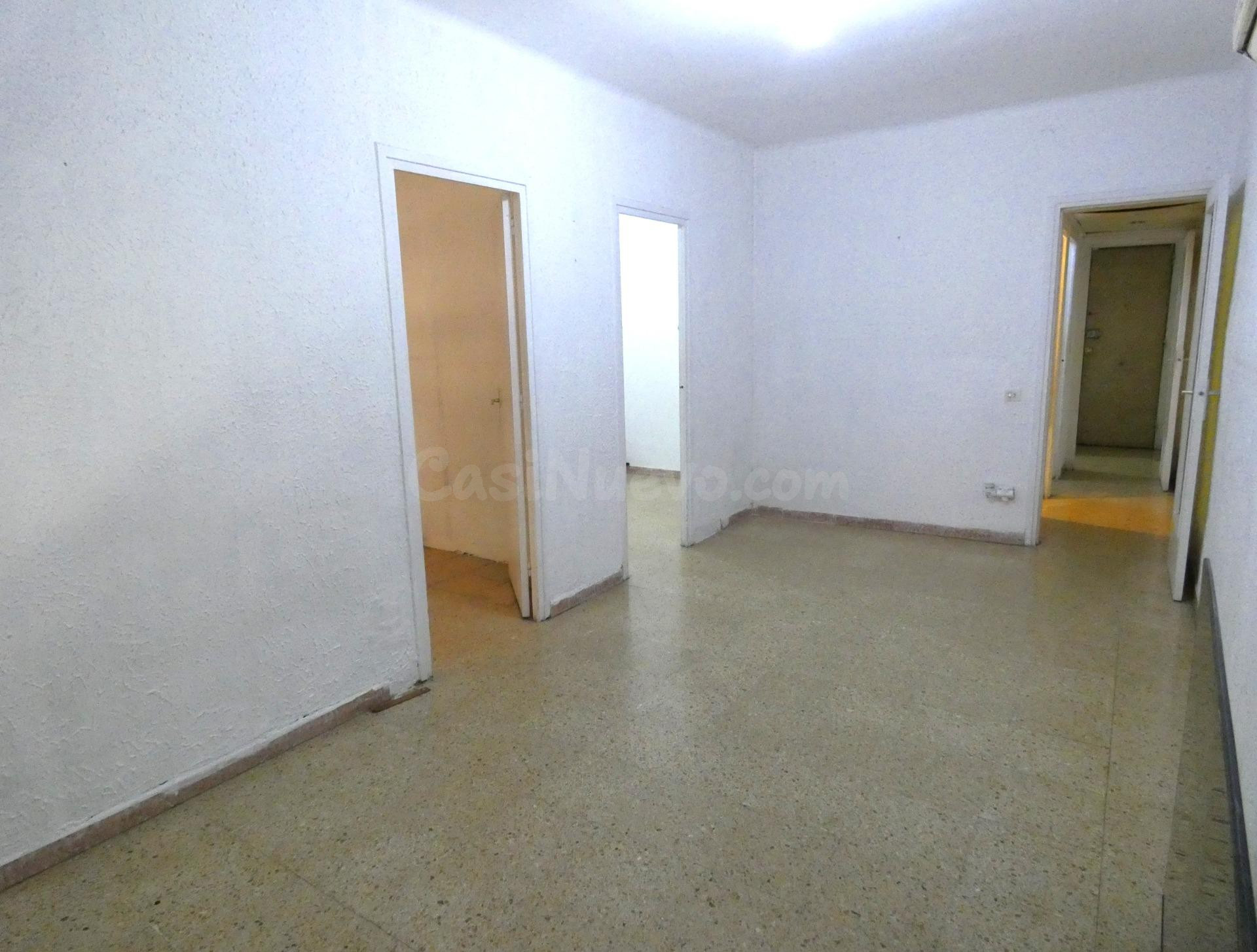 Piso con ascensor a reformar en Santa Eulàlia | Junto a Fira - foto 4