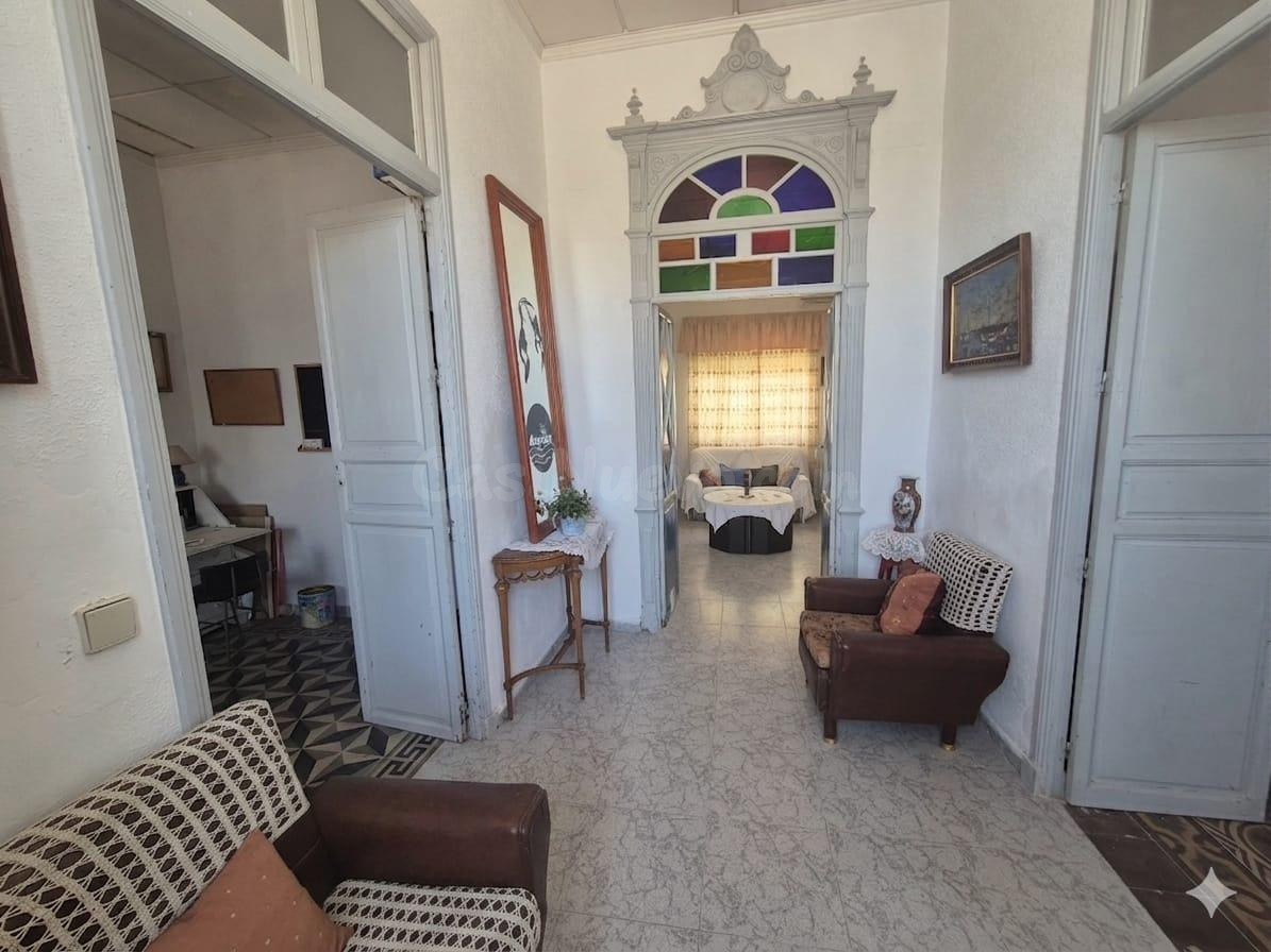 Planta baja adosada en parcela de 405m2, gran patio y doble  - foto 4