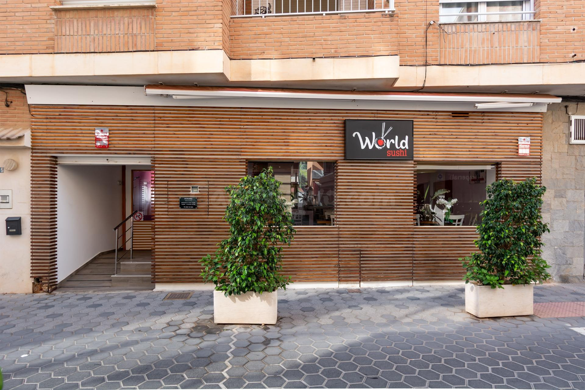 Se vende RESTAURANTE a sólo unos metros del Paseo Marítimo d