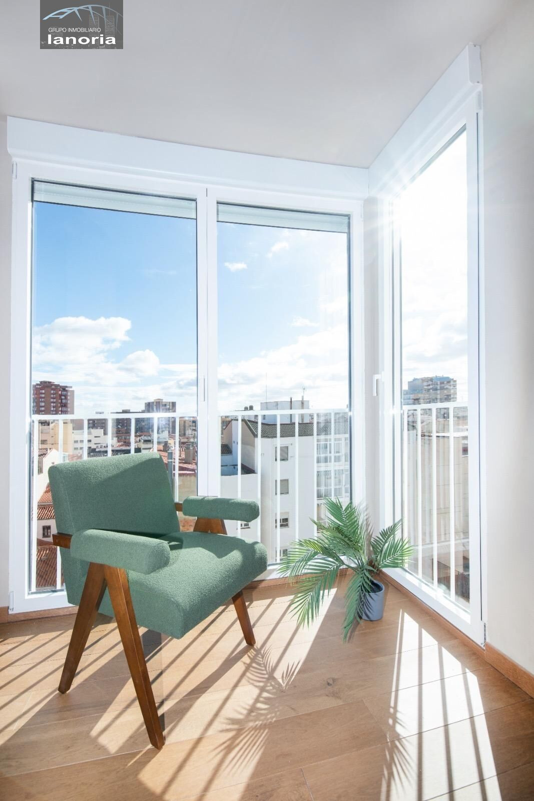 Grupo la Noria Vende Apartamento Reformado de 2 Dormitorios  - foto 2