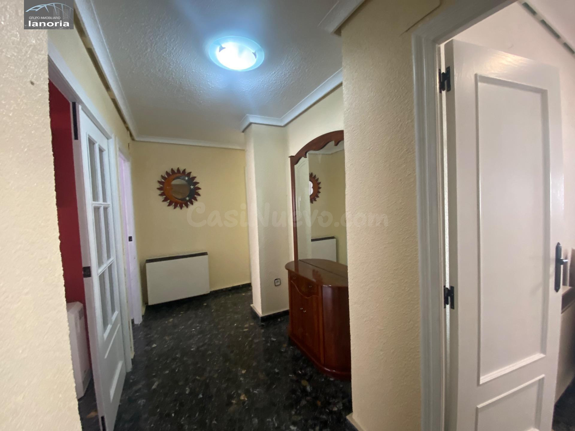 Grupo la Noria VENDE Piso amueblado de 4 dormitorios y 2 bañ - foto 2