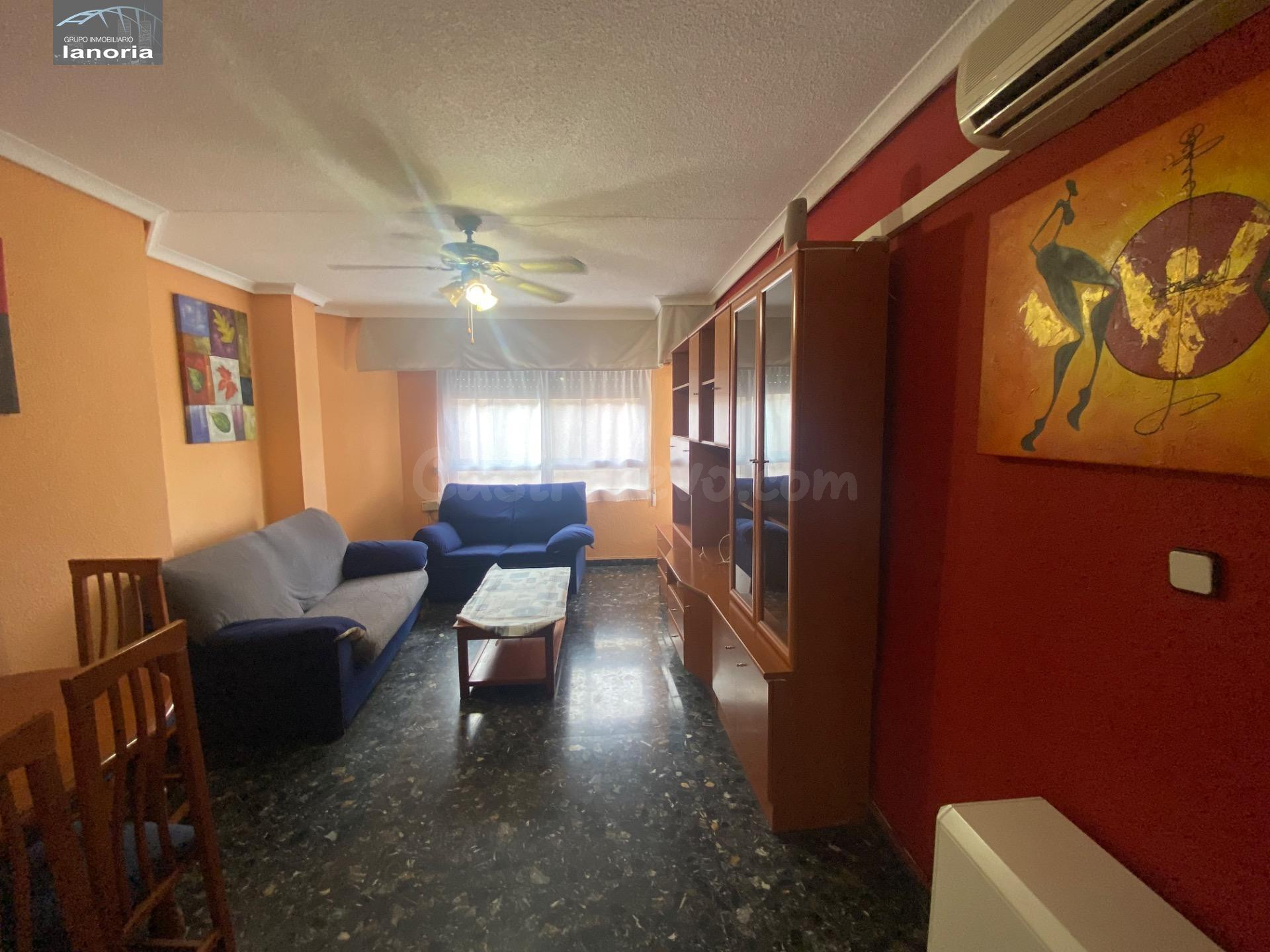 Grupo la Noria VENDE Piso amueblado de 4 dormitorios y 2 bañ - foto 4
