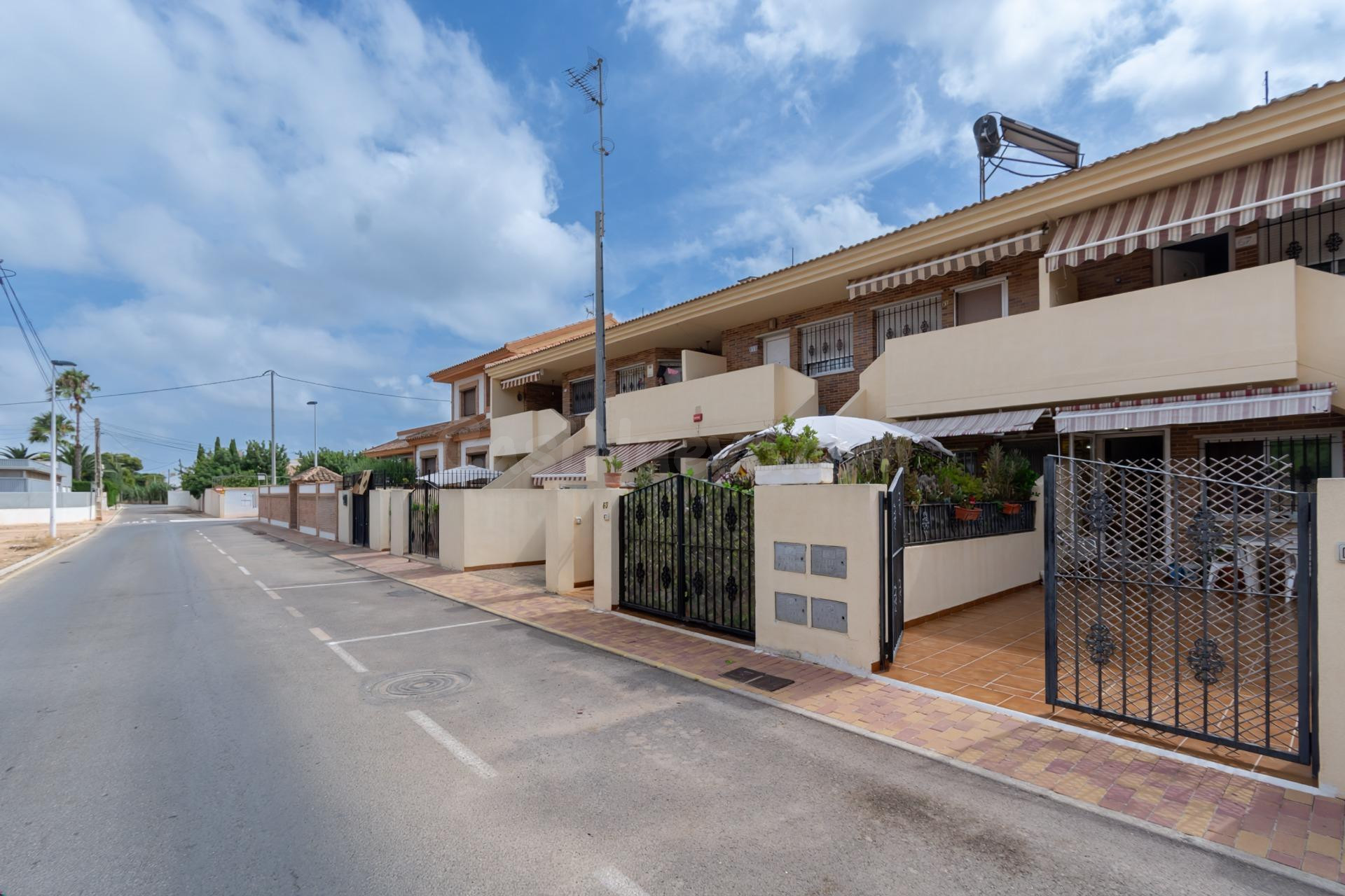Tu nuevo hogar junto al Mar Menor. Bungalow de planta baja e