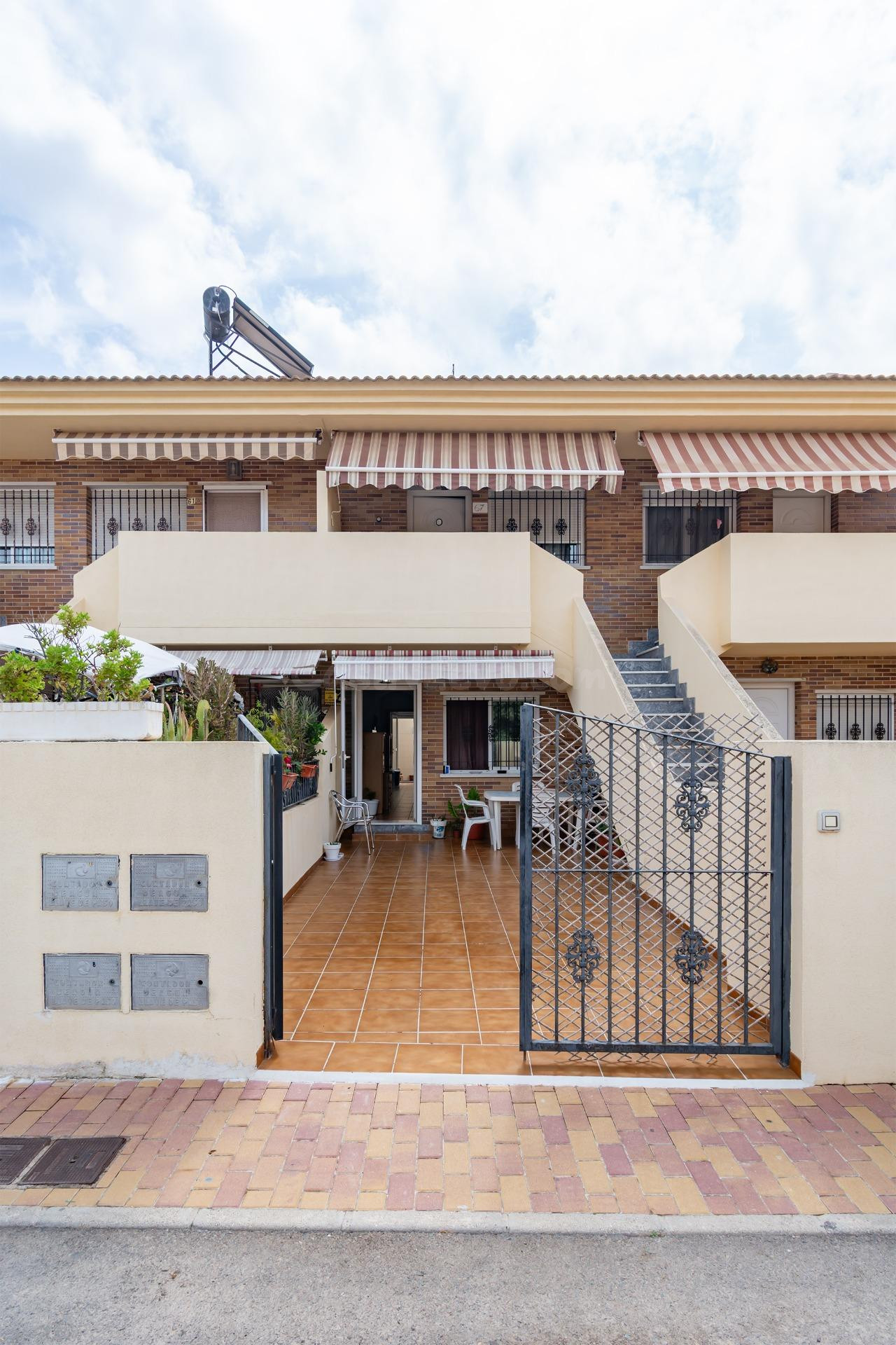 Tu nuevo hogar junto al Mar Menor. Bungalow de planta baja e - foto 2