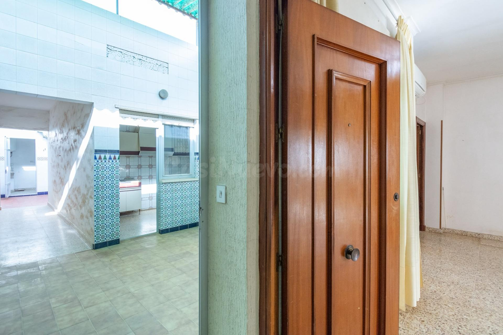 PRIMER PISO EN VENTA