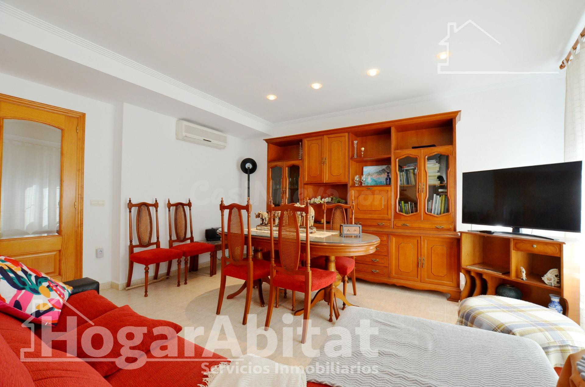 ¡PLAYA DE GANDÍA! PRECIOSO ÁTICO AMPLIO Y EXTERIOR CON GRAN 