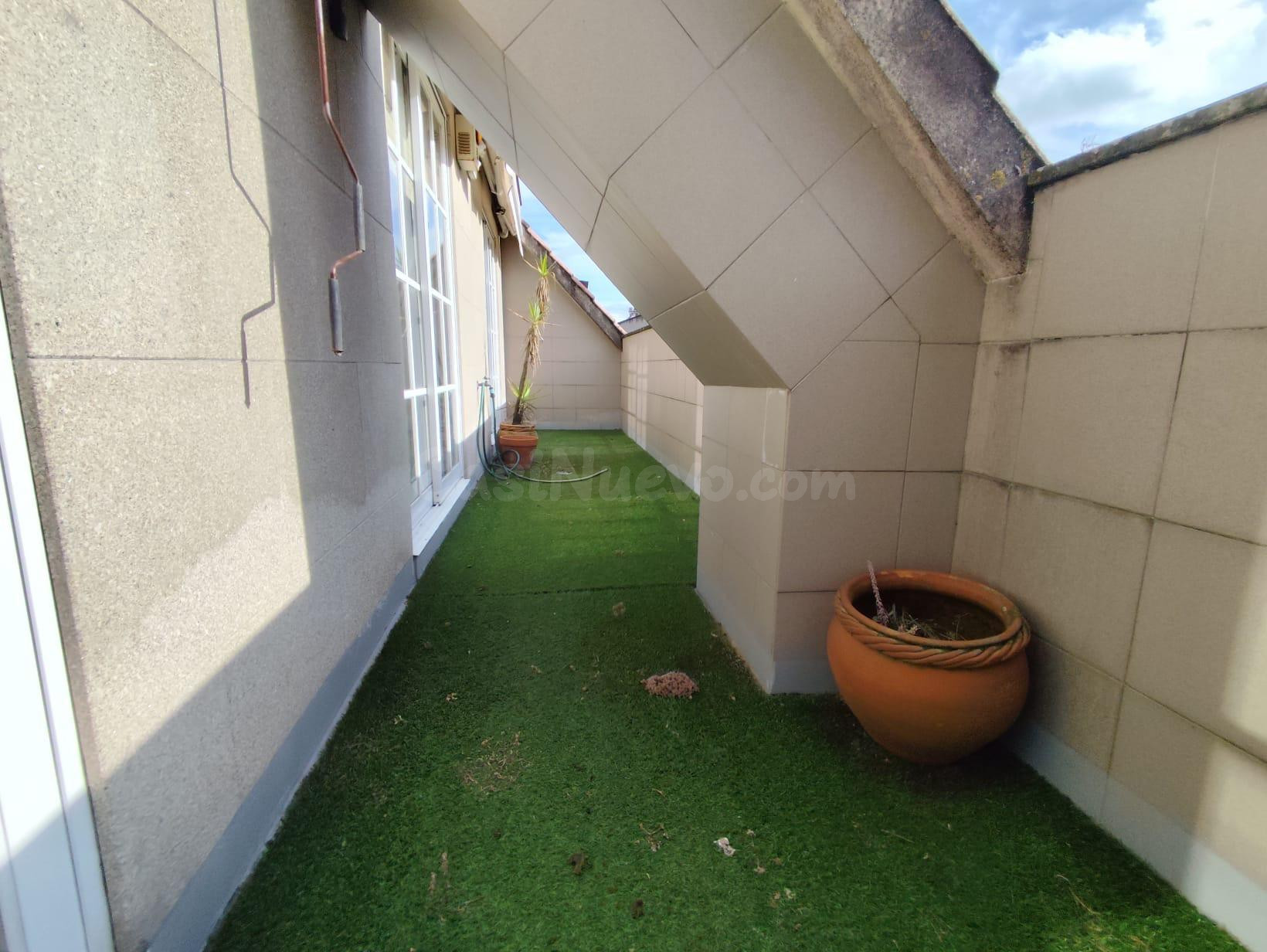 Espectacular Piso de 200 m2 en Perfecto Estado en el corazón - foto 2