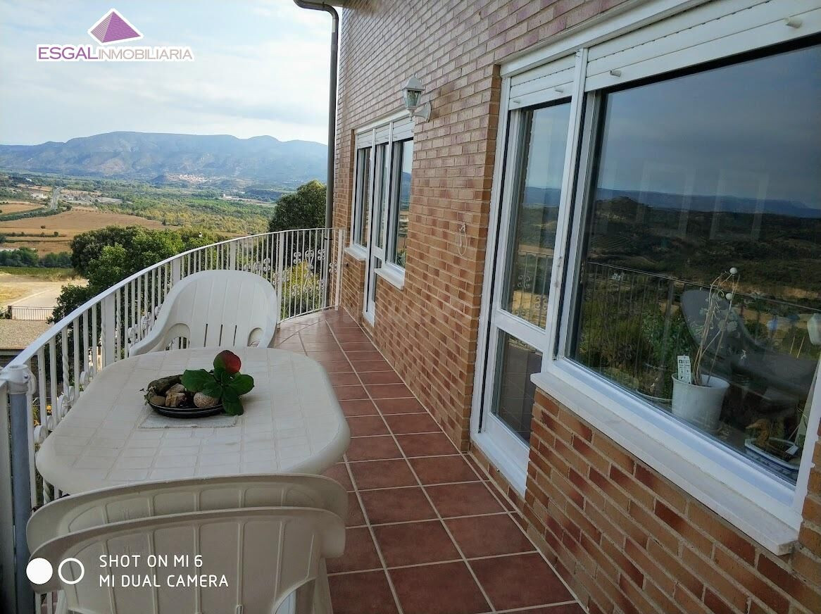 Elegante Casa en el Ariño de Barbastro - foto 2