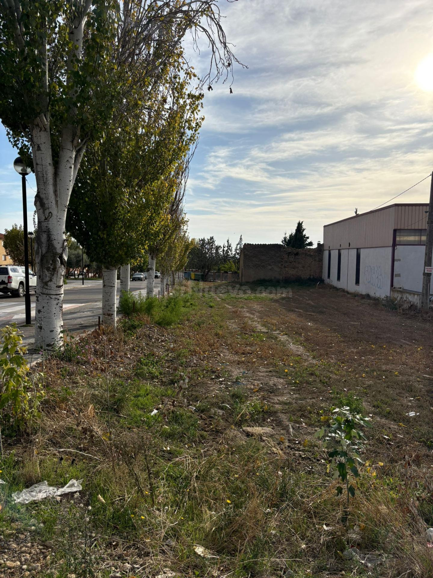 Solar urbano de 900 m2 con edificabilidad total en Castejón 