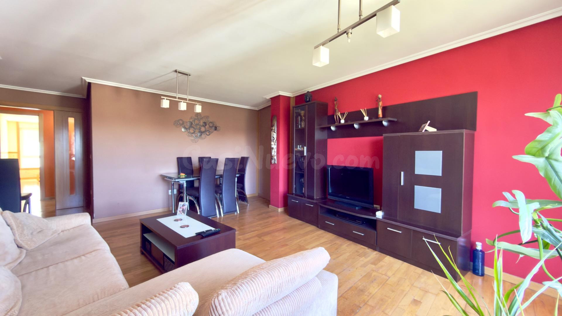 Piso en Venta - Oportunidad en Zona Tranquila a 4 minutos de