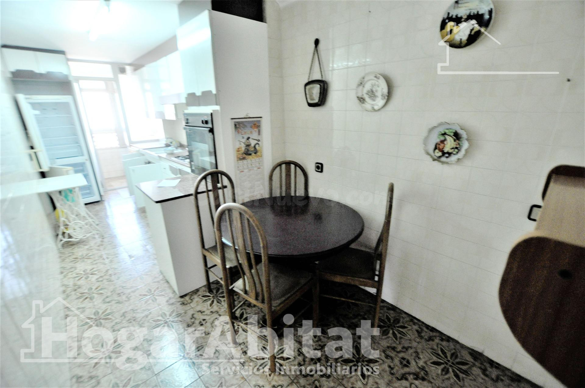 ¡EXCELENTE UBICACIÓN! AMPLIO, ALTO Y EXTERIOR CON BALCÓN - foto 3