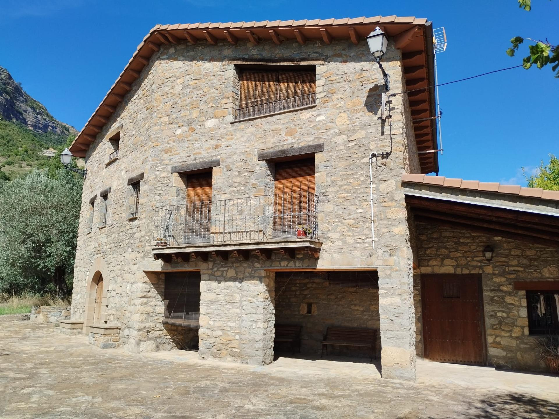 Extraordinaria propiedad en el Sobrarbe Aragonés de 600 hect