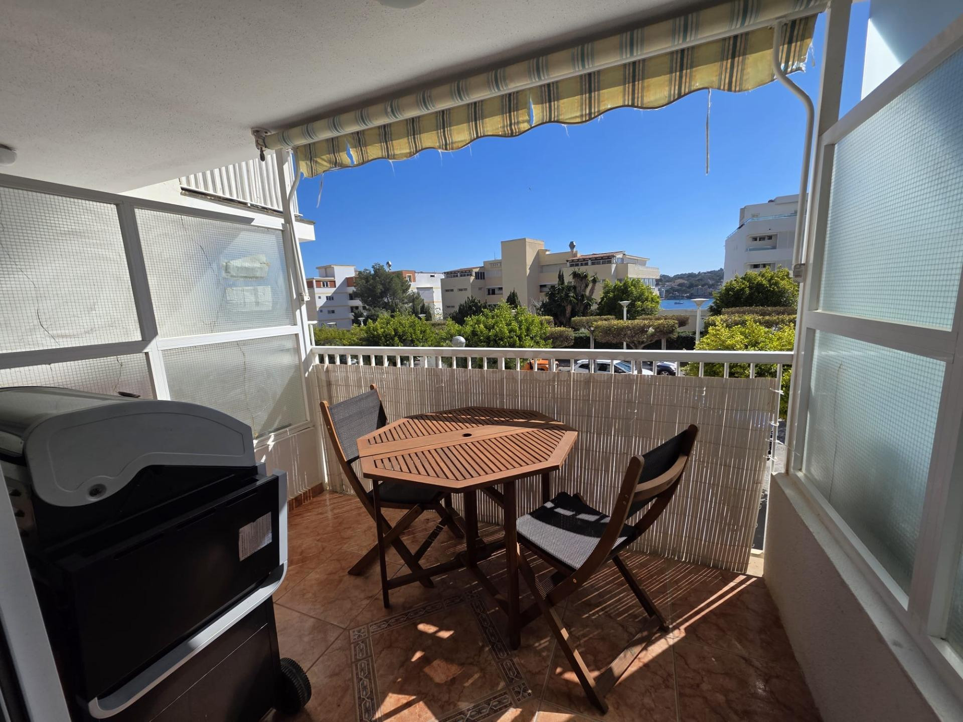 Santa Ponsa.- Coqueto apartamento, buen estado, amueblado y  - foto 2