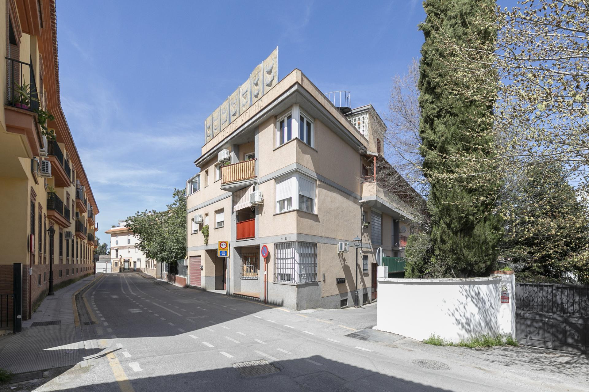 DÚPLEX EN VENTA EN OGIJARES – AMPLITUD, COMODIDAD Y ESPACIOS