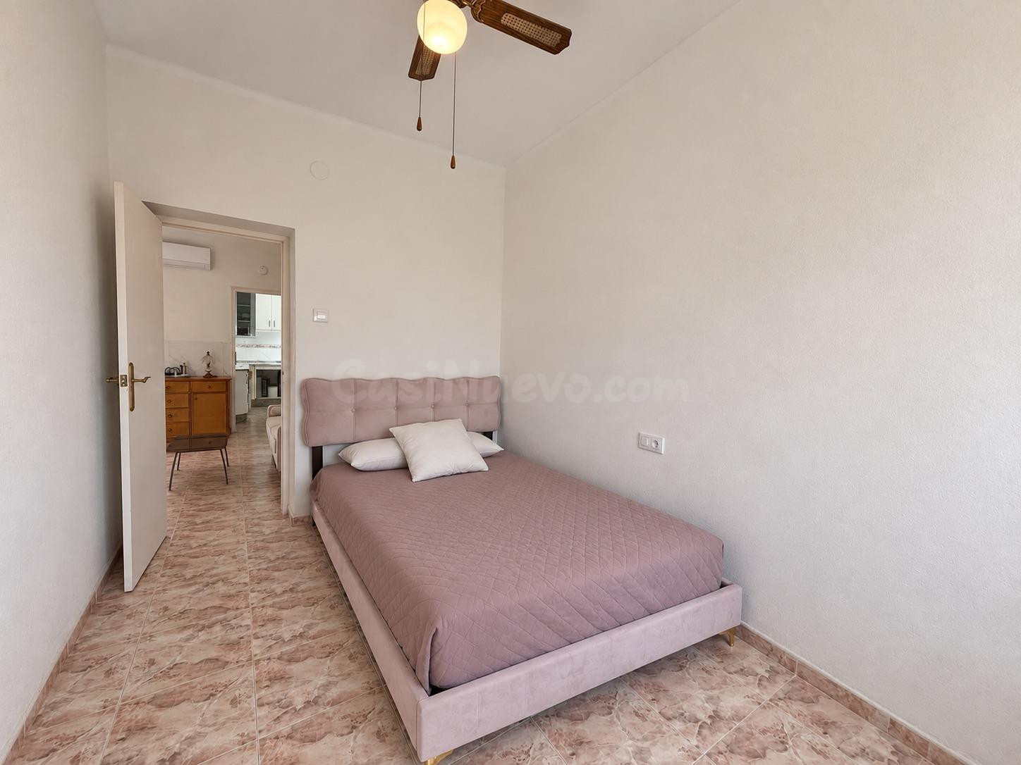 Piso de tres dormitorios y dos salas en el centro de Los Nie - foto 5