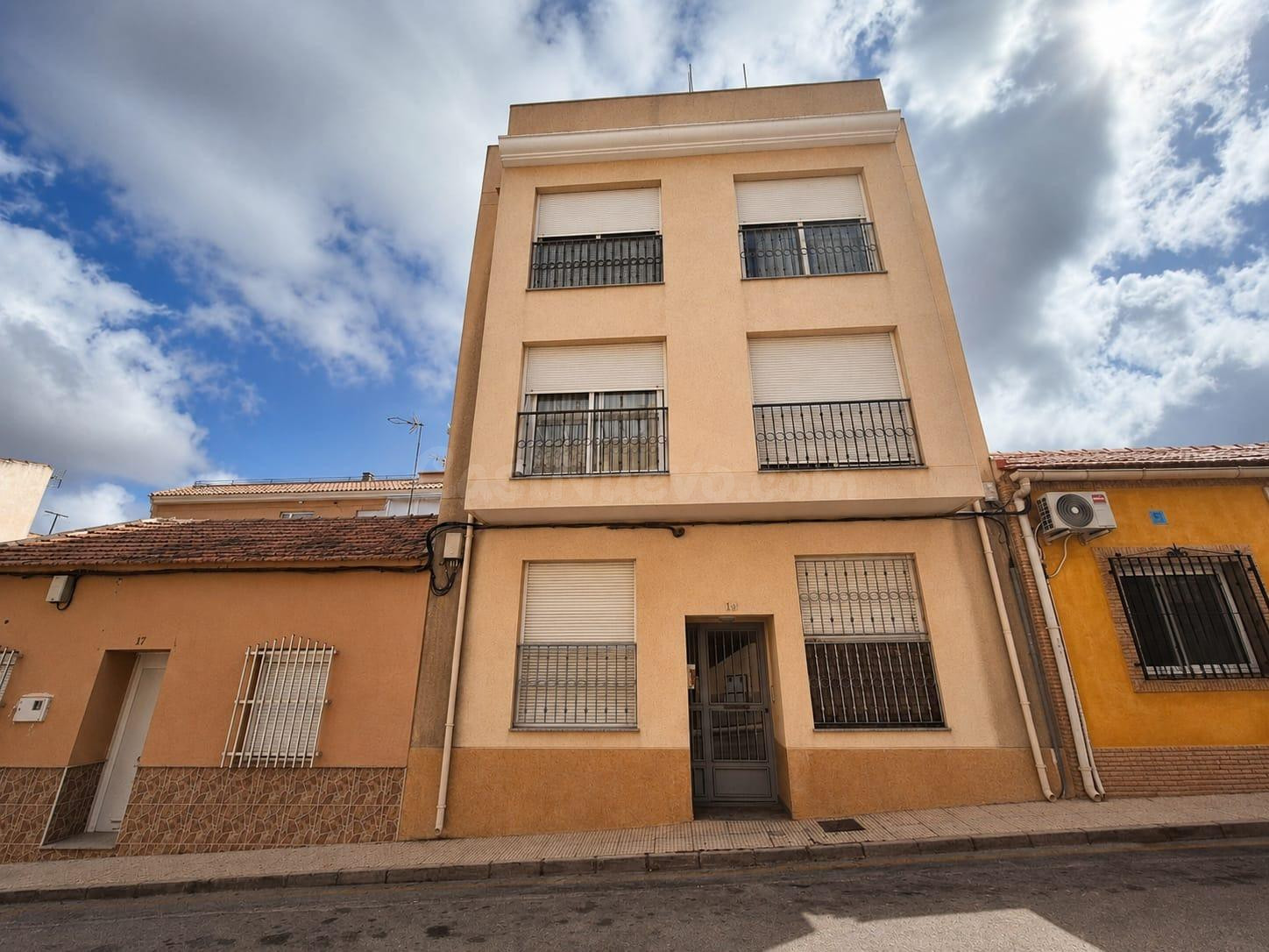EN VENTA APARTAMENTO JUNTO A CALLE MAYOR DE LA UNIÓN