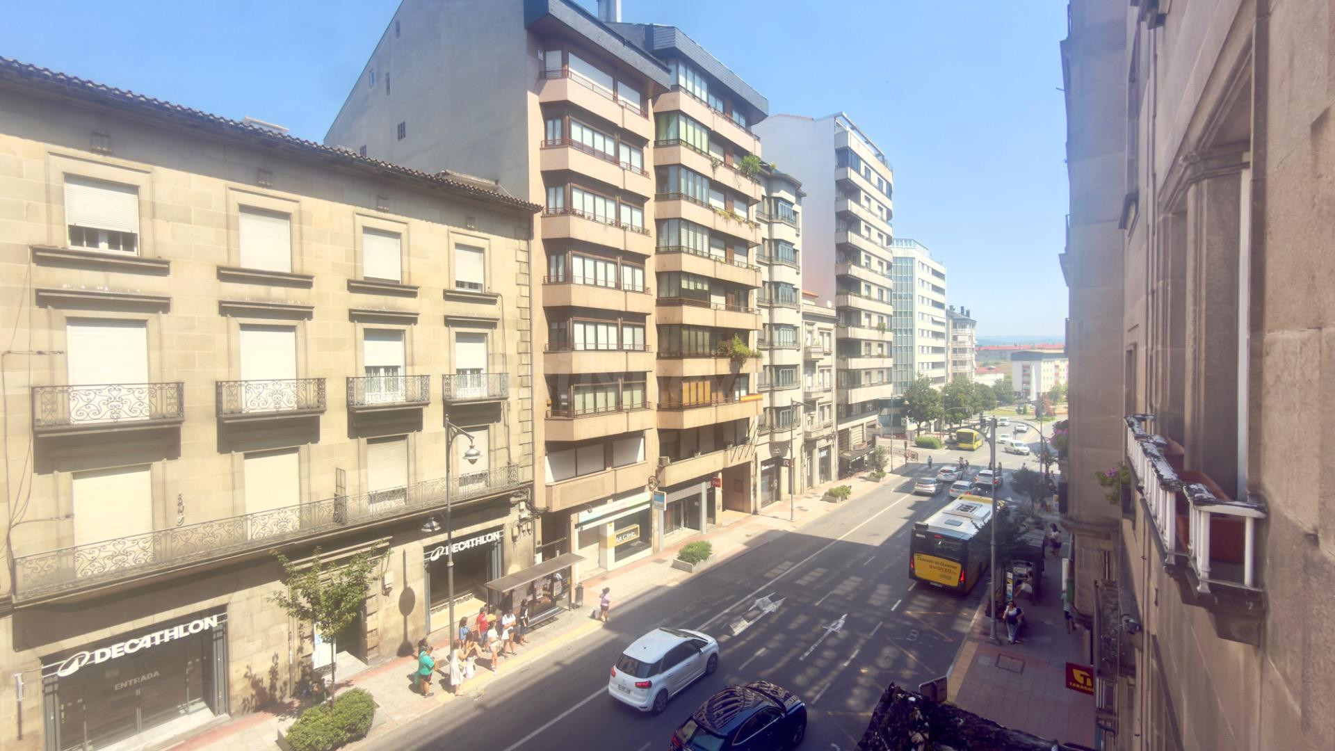 Piso en Venta - Orense Centro con 4 habitaciones 3 baños gar - foto 5