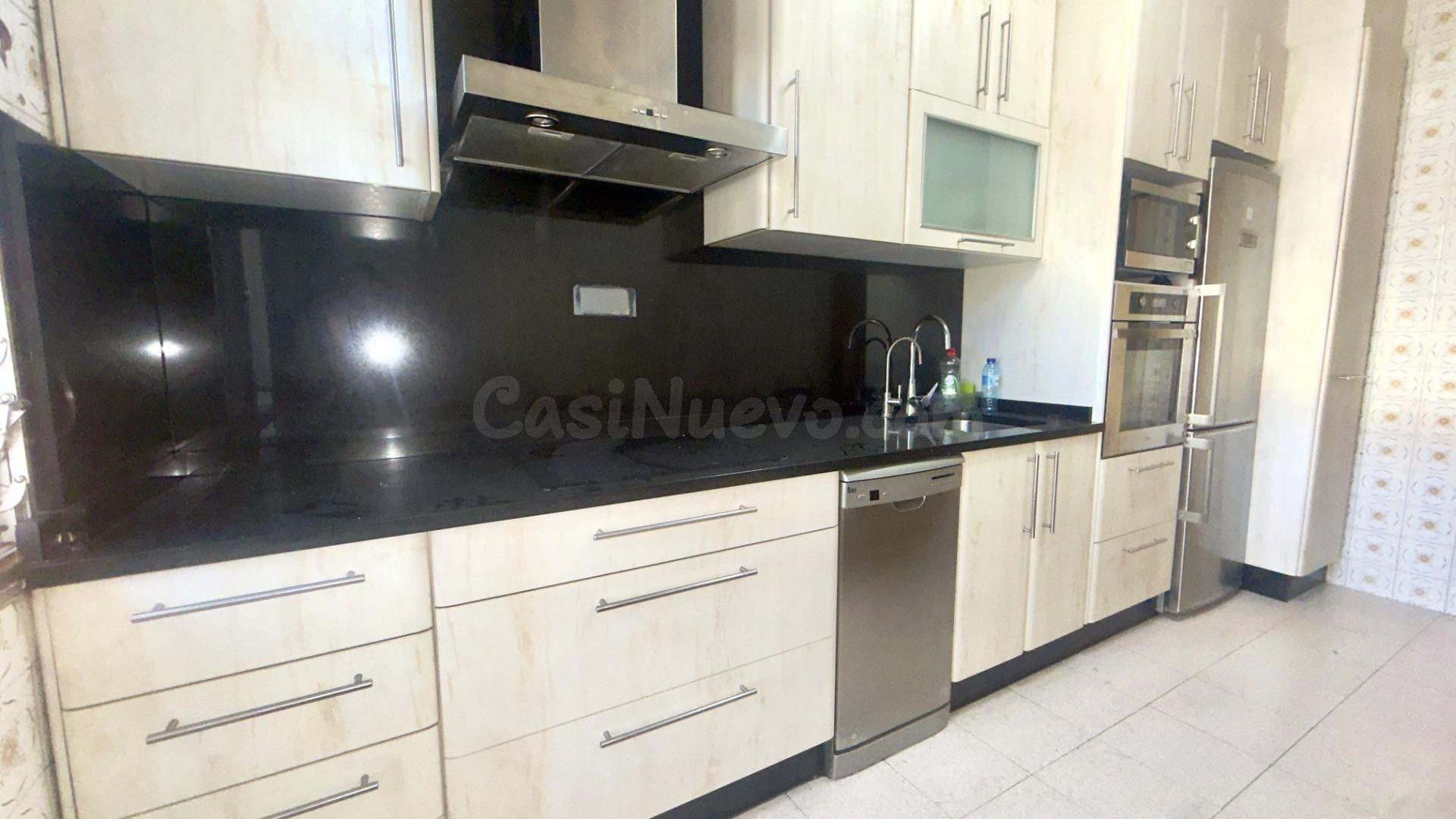 Piso en Venta - Centro Urbano, Ubicación Privilegiada 3 habi - foto 2