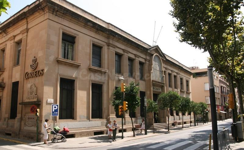DOS CASAS EN EL CORAZÓN DE LA CREU ALTA - foto 4