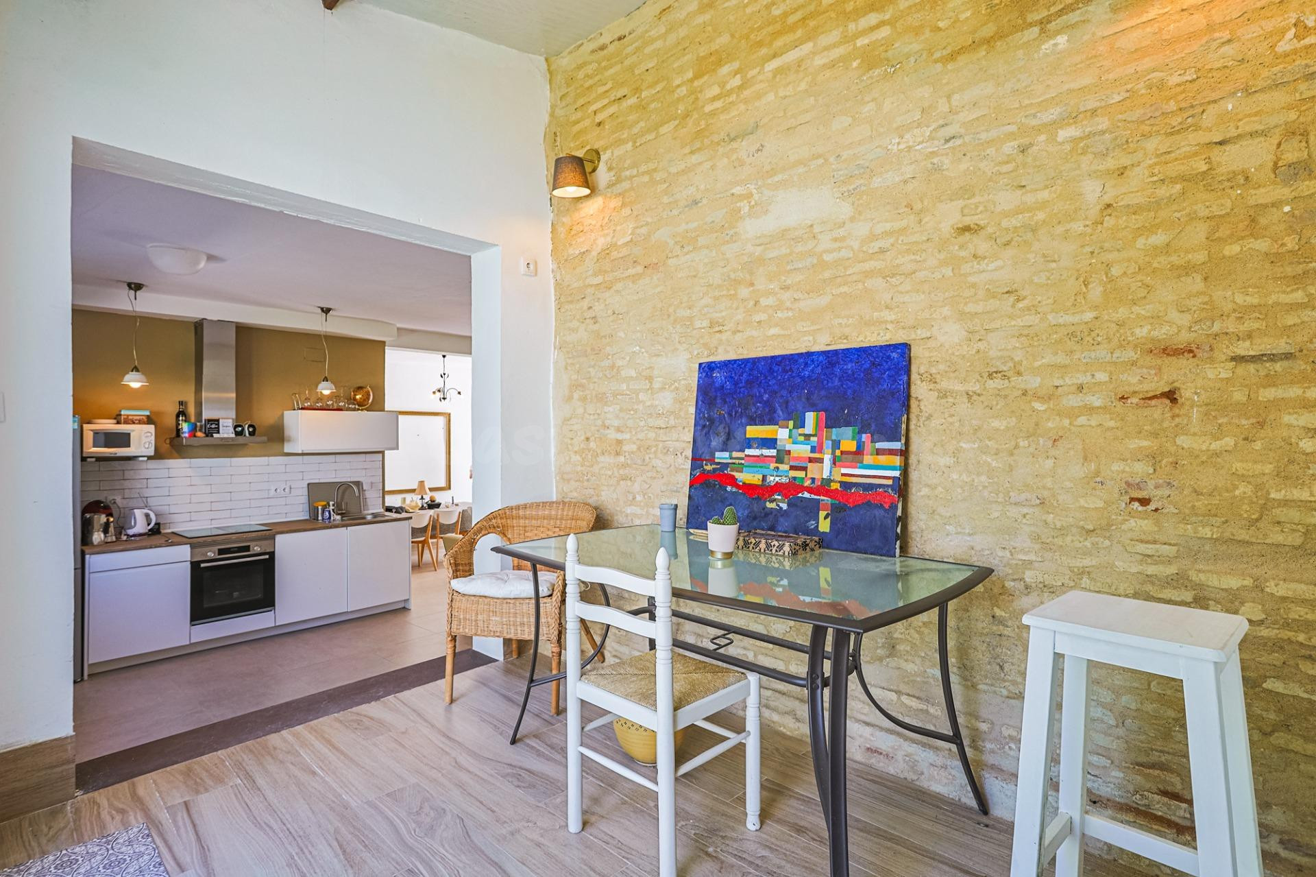 CASA EN EL CENTRO DE SANLUCAR LA MAYOR CON ACABADOS ACTUALES - foto 3