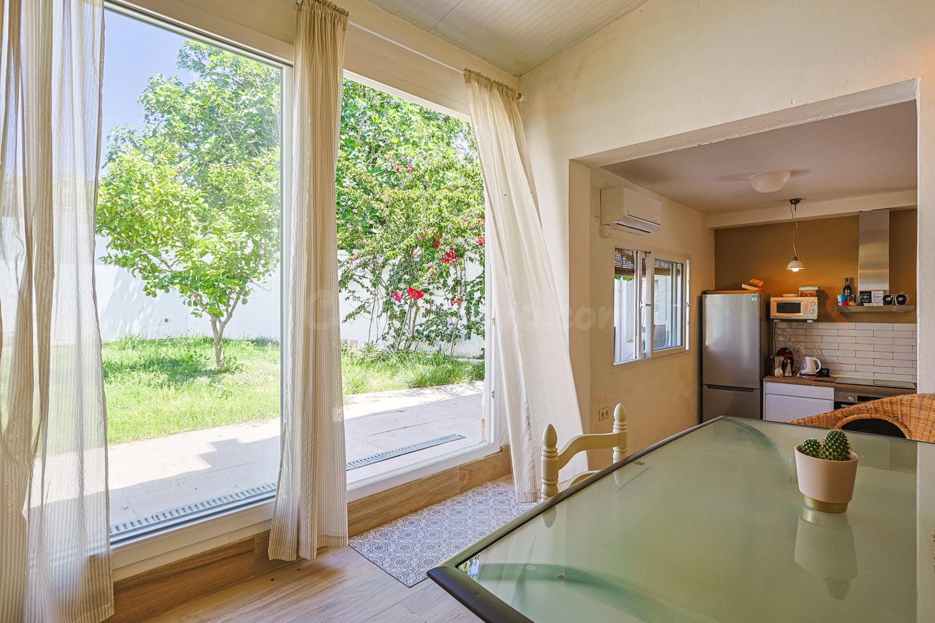 CASA EN EL CENTRO DE SANLUCAR LA MAYOR CON ACABADOS ACTUALES - foto 5