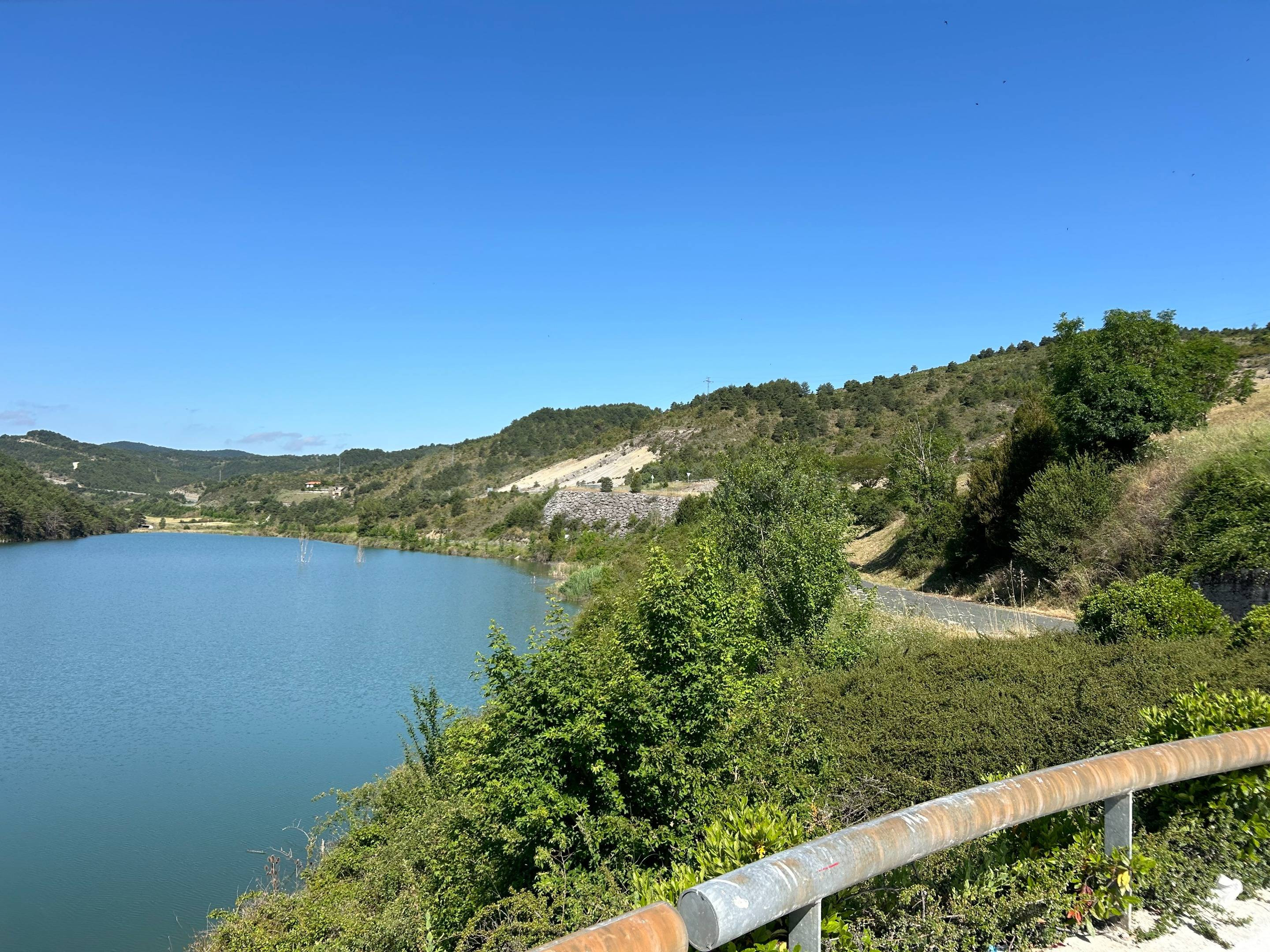 VENTA DE TERRENO EN NAGORE, VALLE DE ARCE. - foto 4