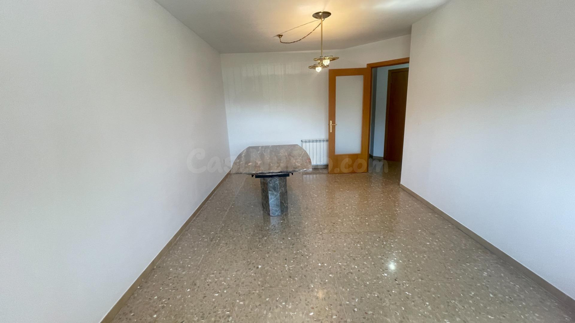 PLANTA BAJA, PARA ENTRAR A VIVIR. LUMINOSA. A 15' DEL CENTRO - foto 3