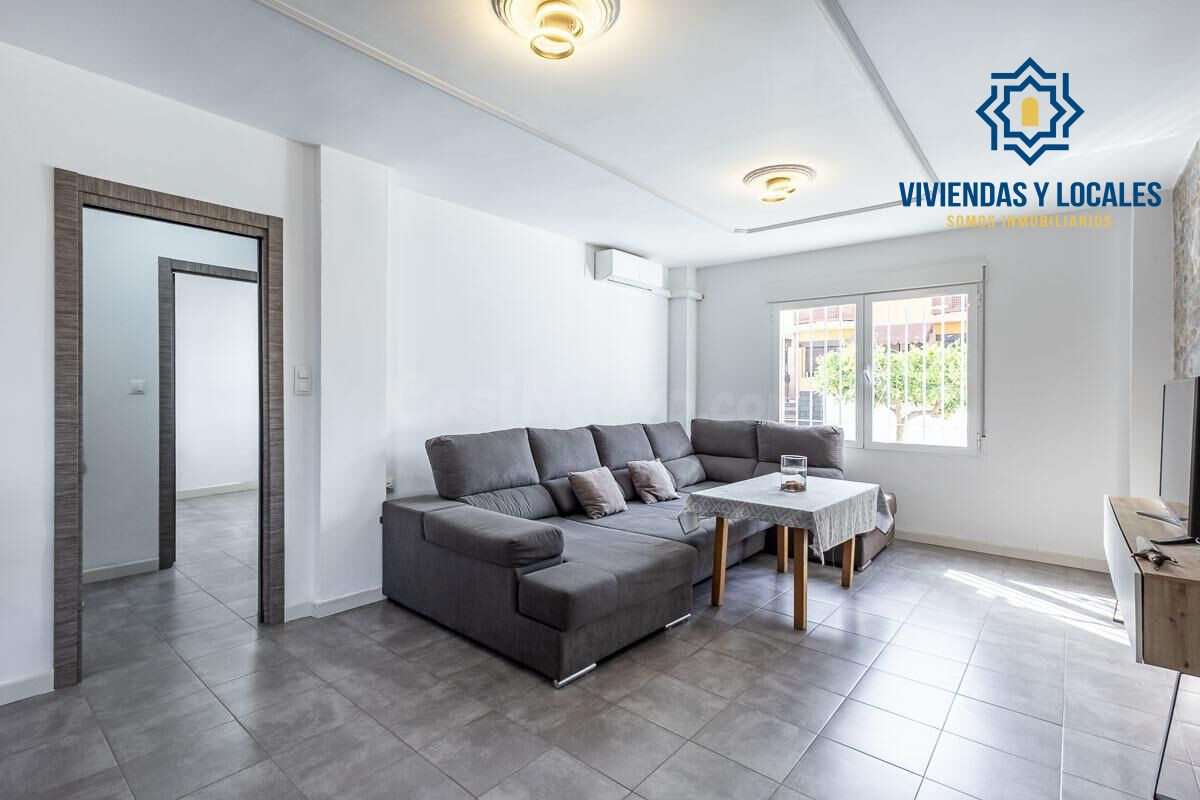 Casa en venta en Monachil (Granada) – Amplia, luminosa y con - foto 3