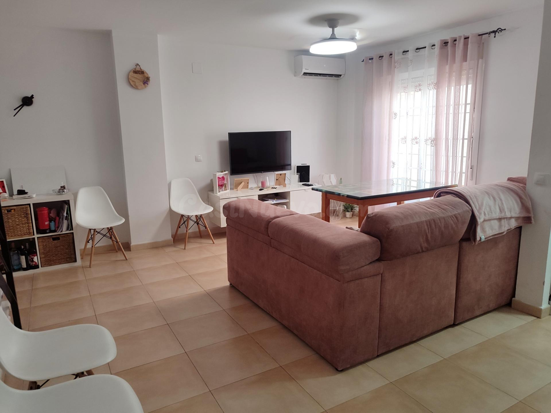 Vivienda unifamiliar de 3 dormitorios con plaza de garaje