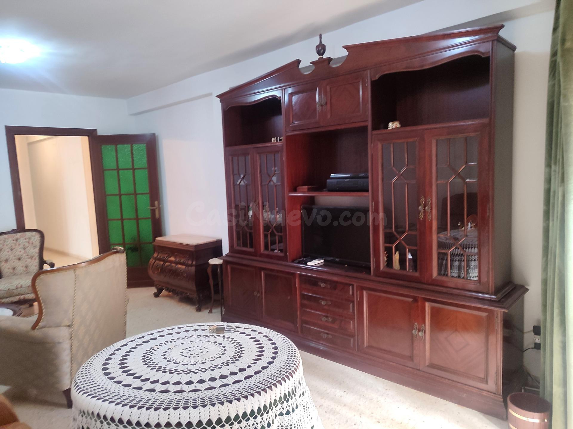Piso de 3 dormitorios en Casco Histórico de Sevilla - foto 2