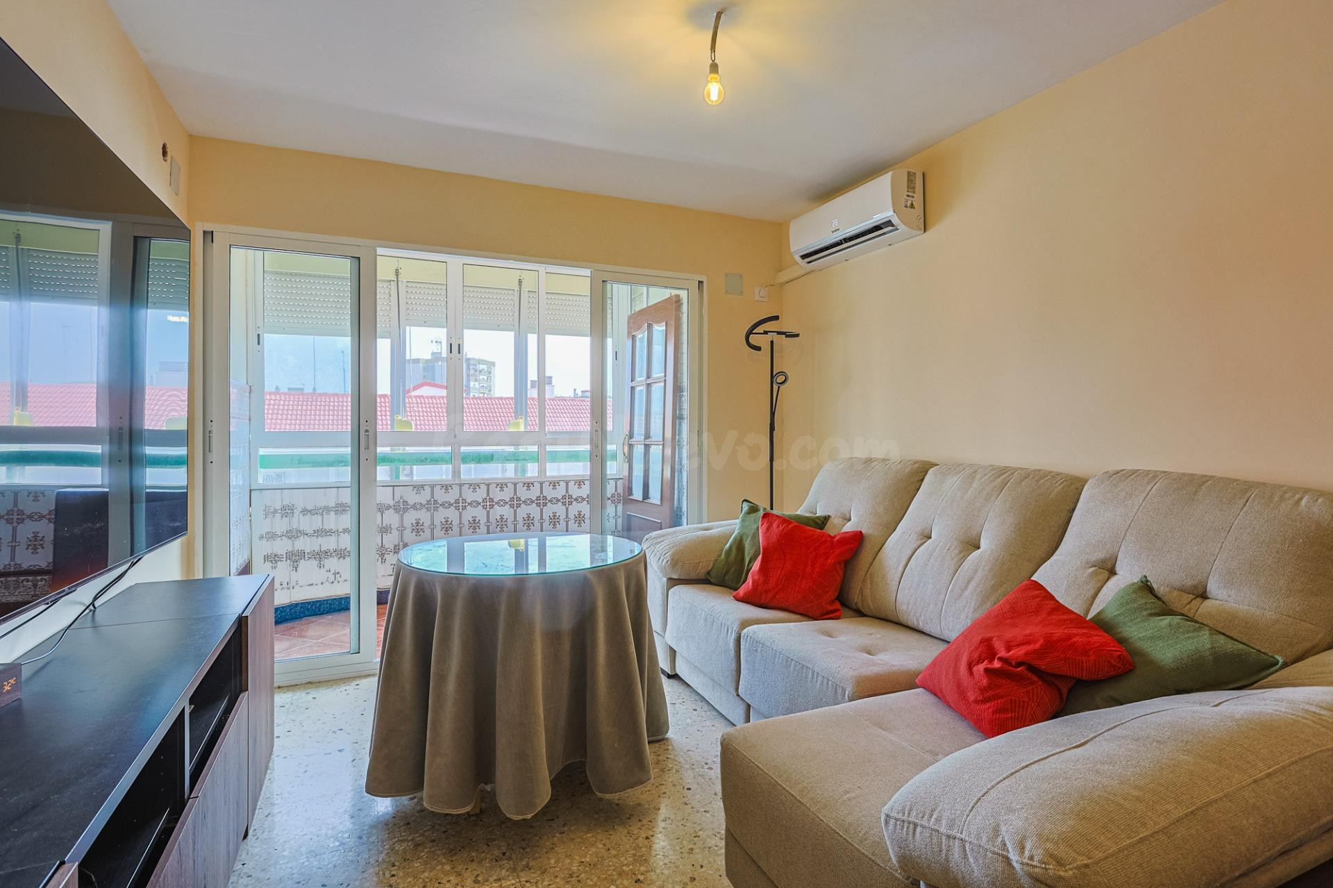 BARRIADA LOS PRINCIPES ¡Listo para entrar a vivir! Piso con  - foto 2