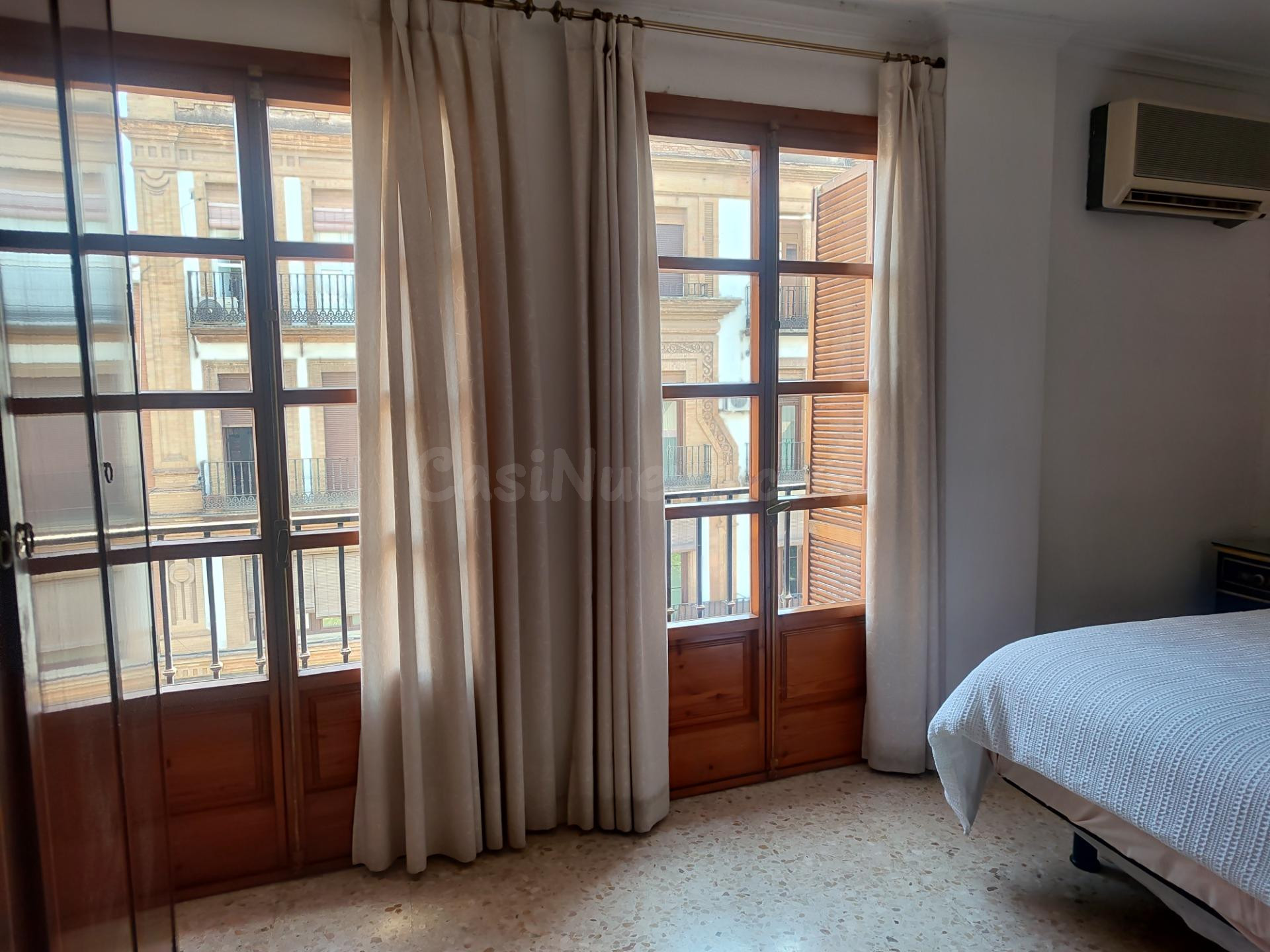 PISO SEÑORIAL EN EL ALTOZANO - foto 2