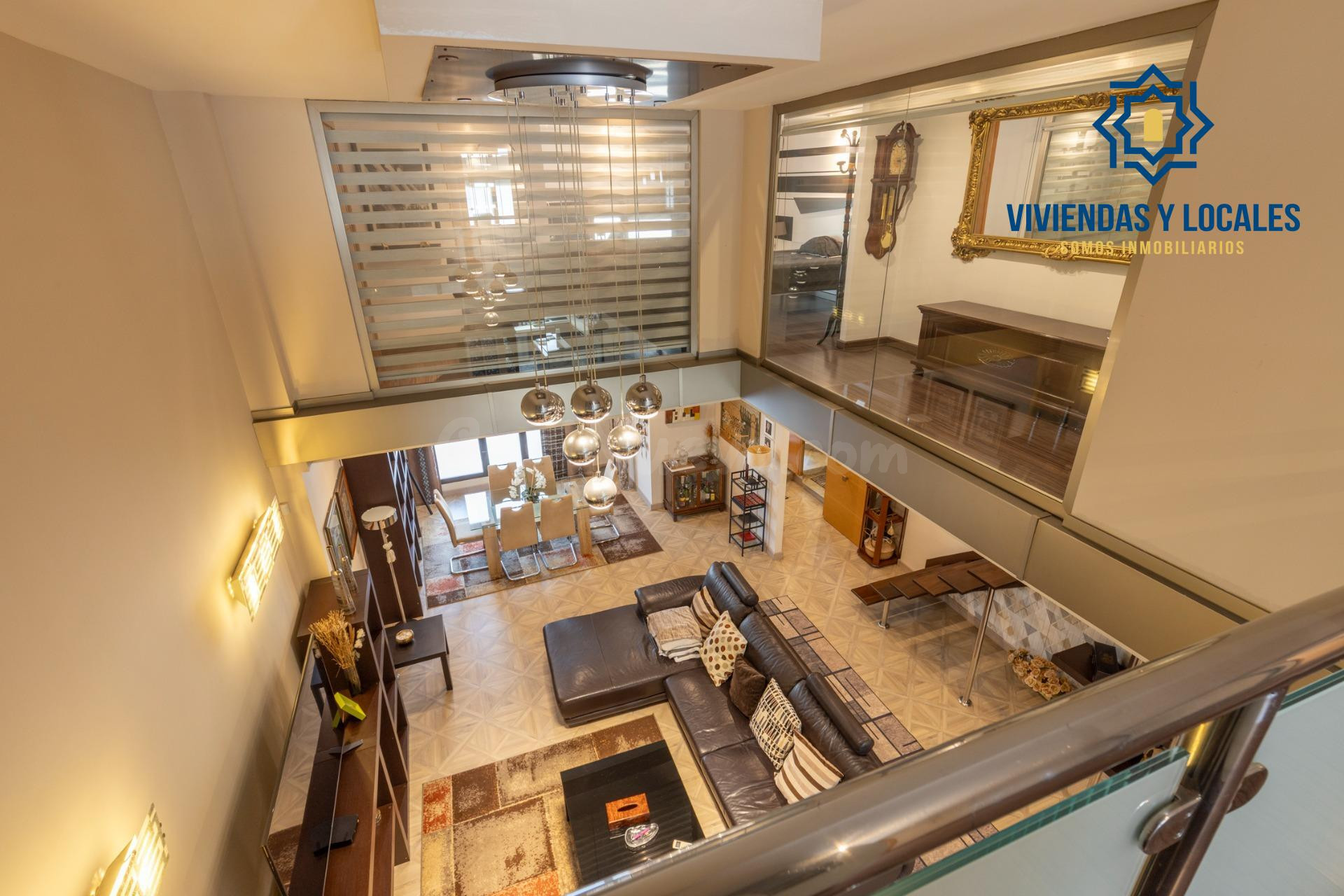 Exclusivo dúplex tipo loft de 225 m2 con apartamento indepen - foto 4