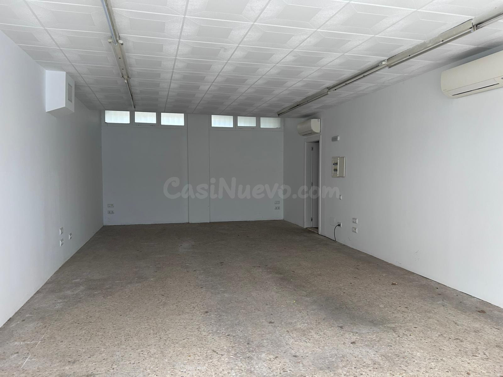 LOCAL REFORMADO DE 63 m2 AL LADO DE VALLPARADÍS I LA MÚTUA - - foto 2
