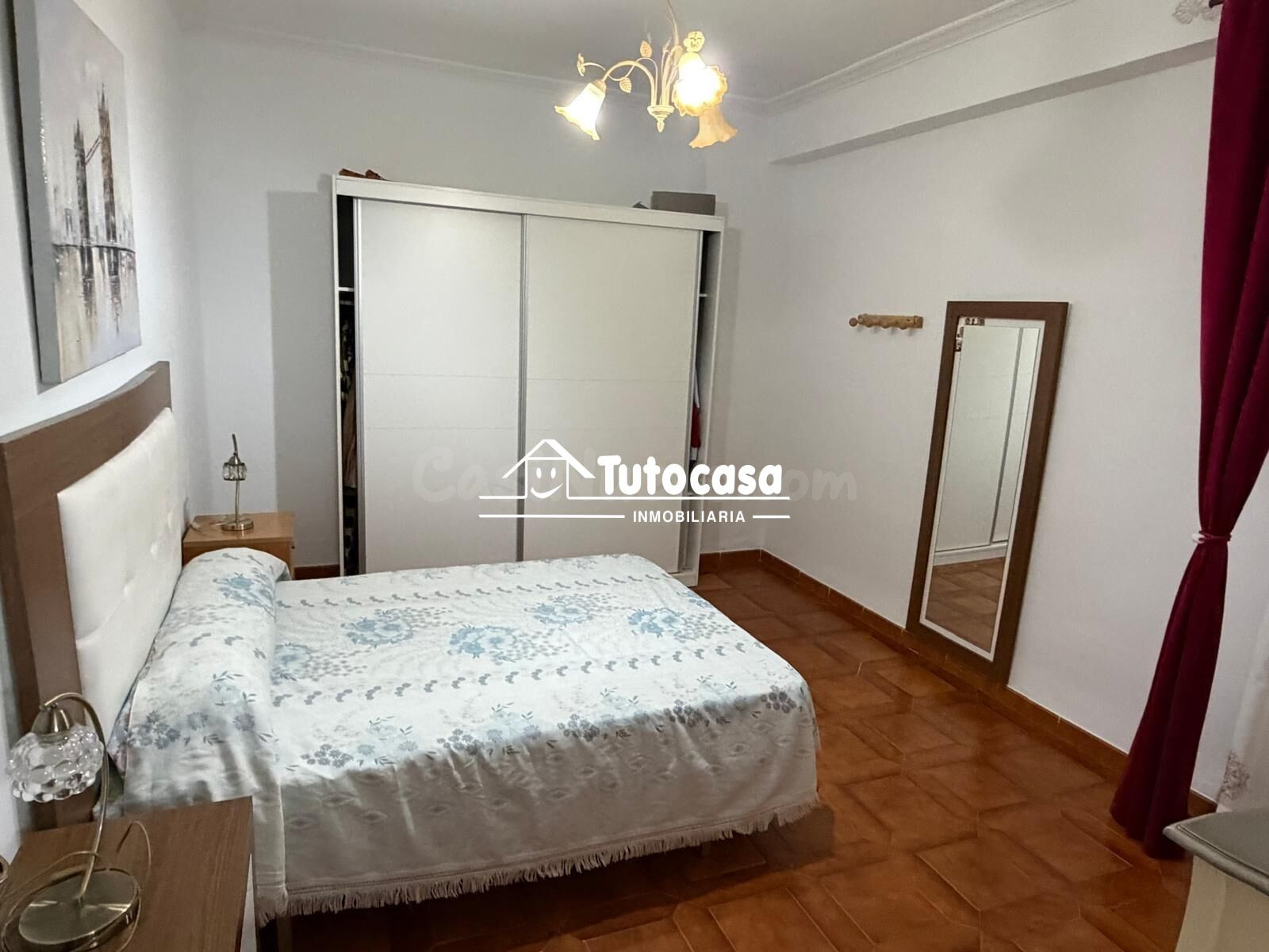Exclusiva casa con local independiente y espacios llenos de  - foto 5