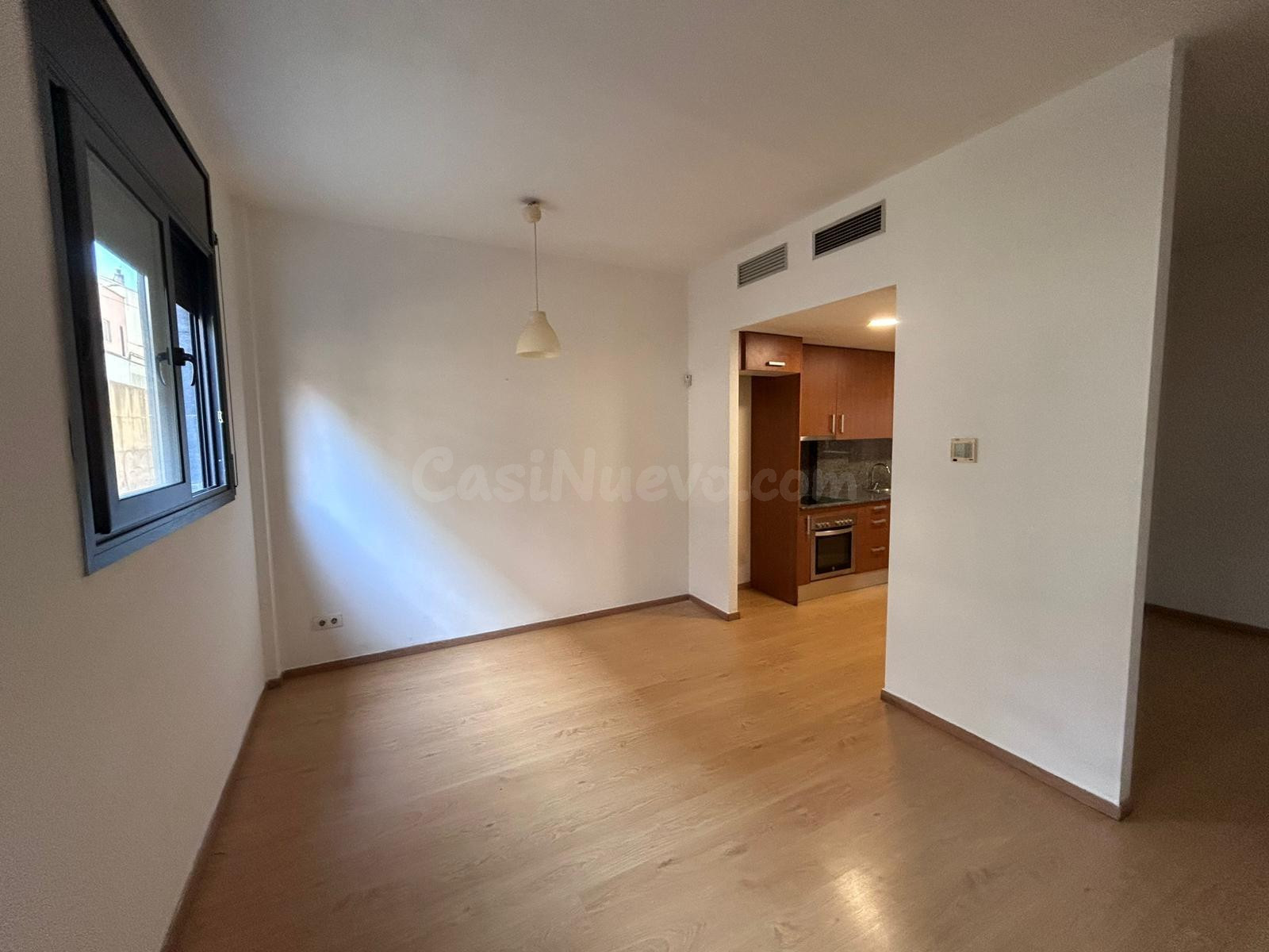 PRÁCTICO LOFT DE 1 HABITACIÓN CON PARKING Y TRASTERO EN LA Z