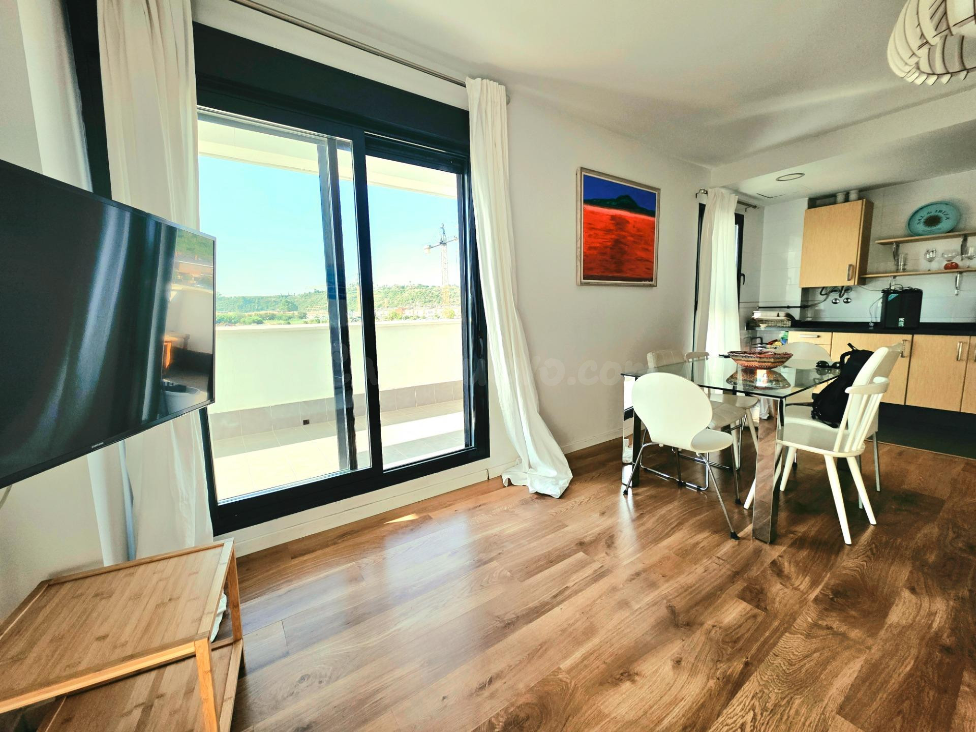 ☀️ ¡Luz, Espacio y Exclusividad! Espectacular Vivienda Semin - foto 2