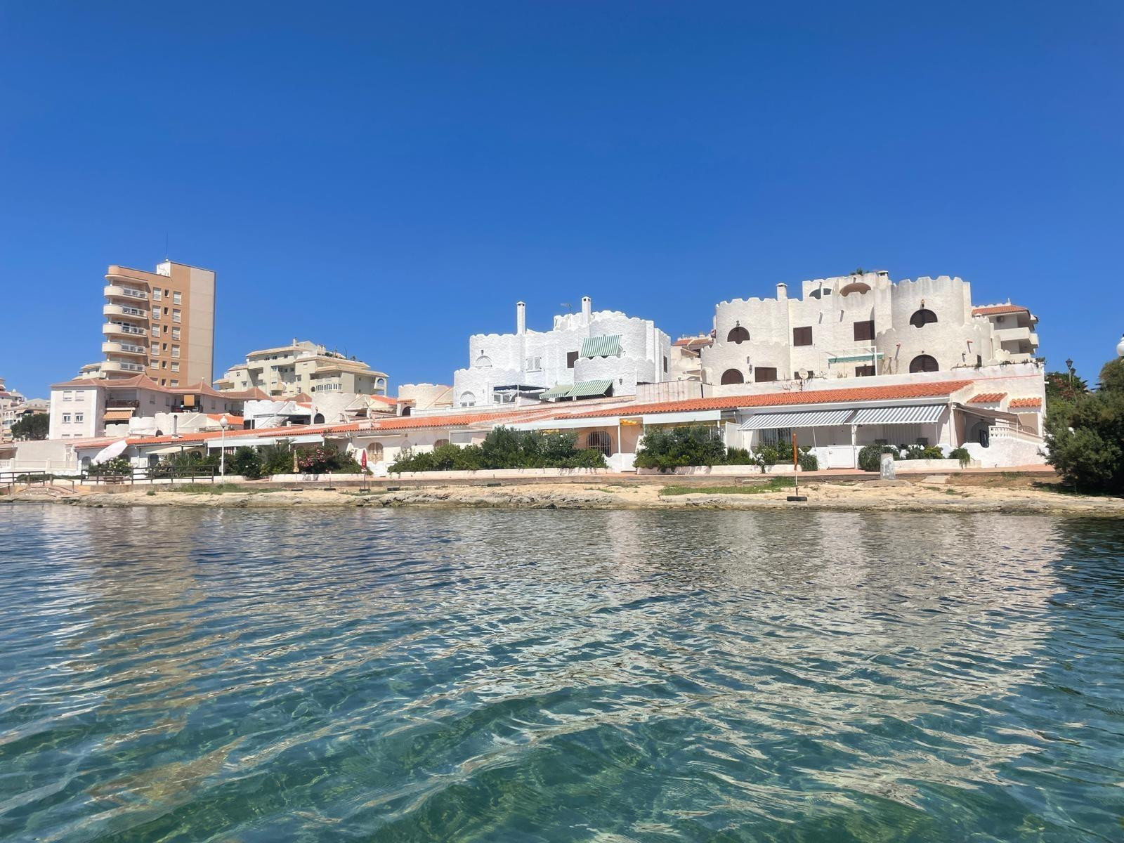km 9, Urb. Parque El Pedrucho, Bungalow en 1ª línea Mar Meno