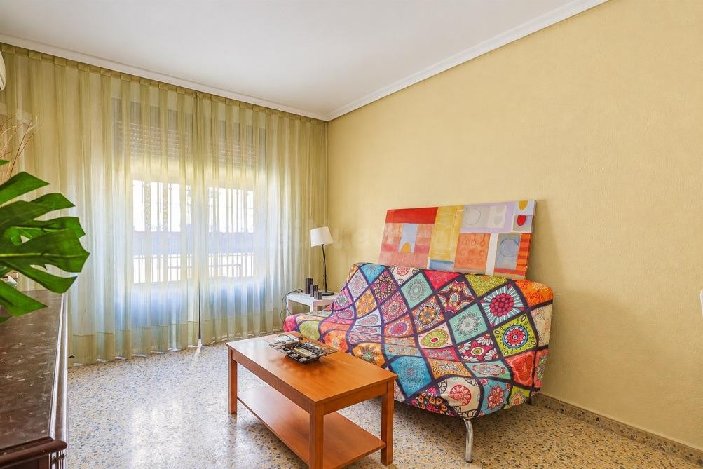 VIVIENDA JUNTO AL ARCO DE LA MACARENA - foto 3