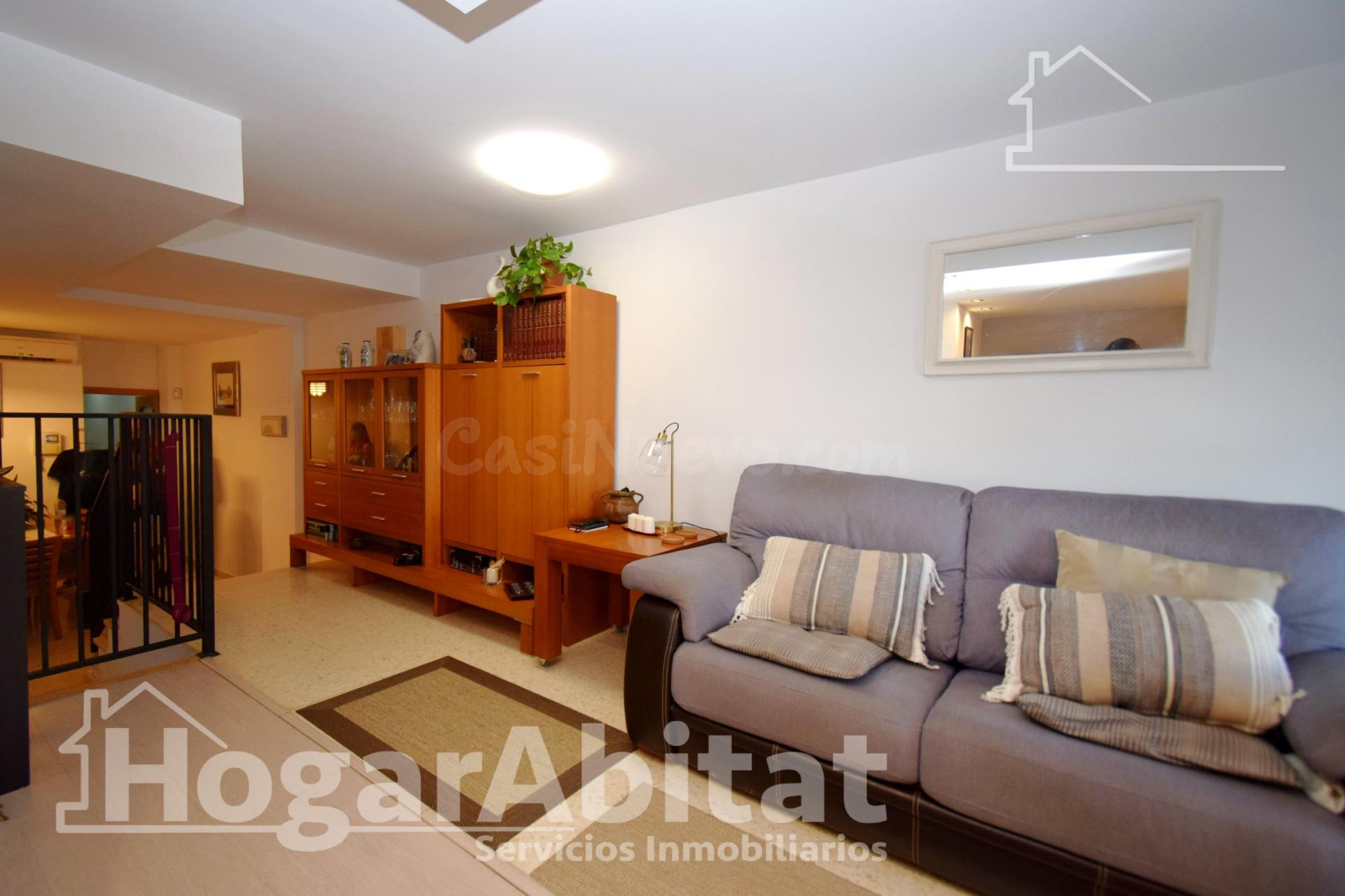 MUY AMPLIO CON TERRAZA, GARAJE Y TRASTERO - foto 2