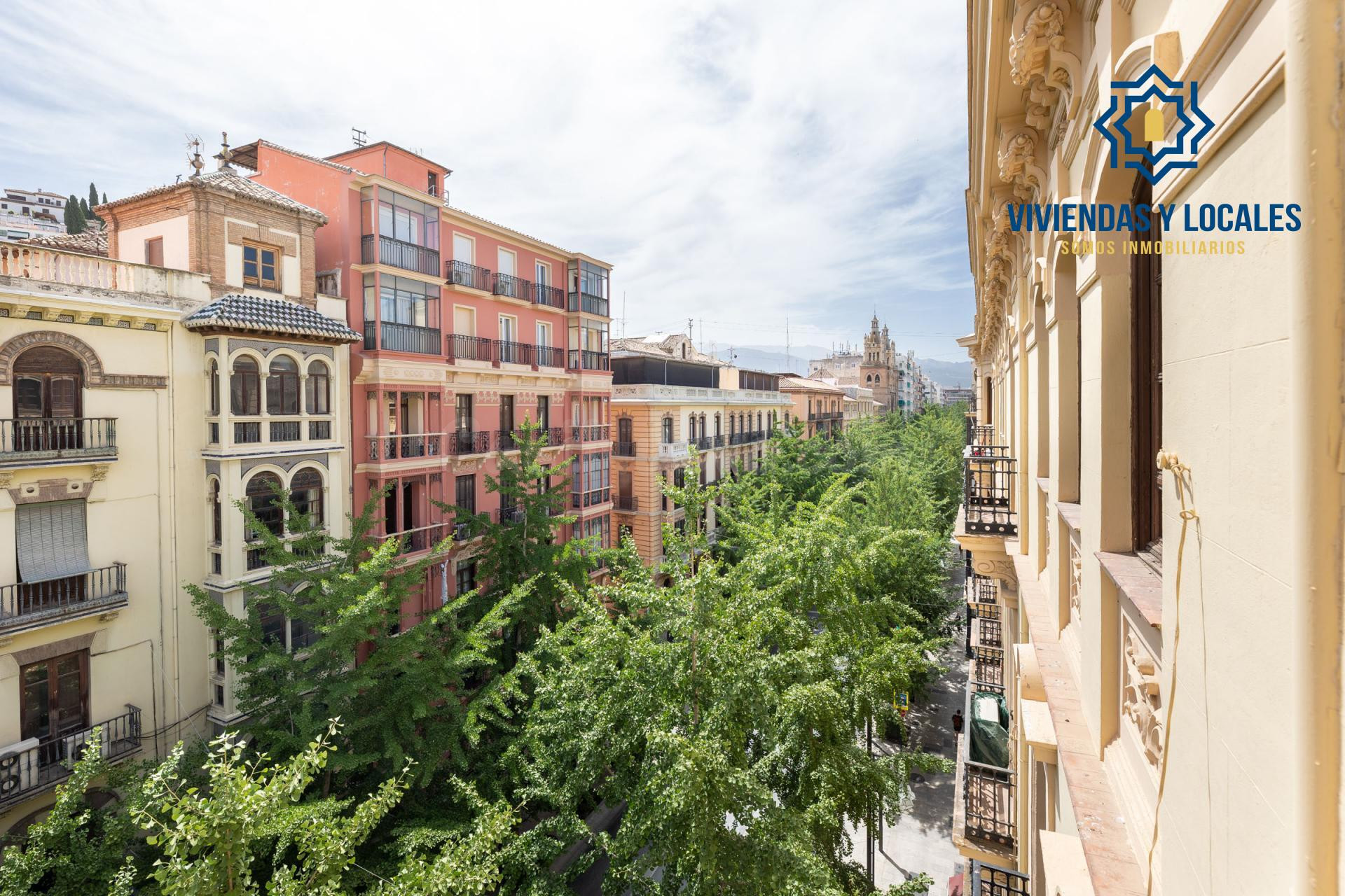 EXCLUSIVA ULTIMA PLANTA CON VISTAS EN GRAN VIA