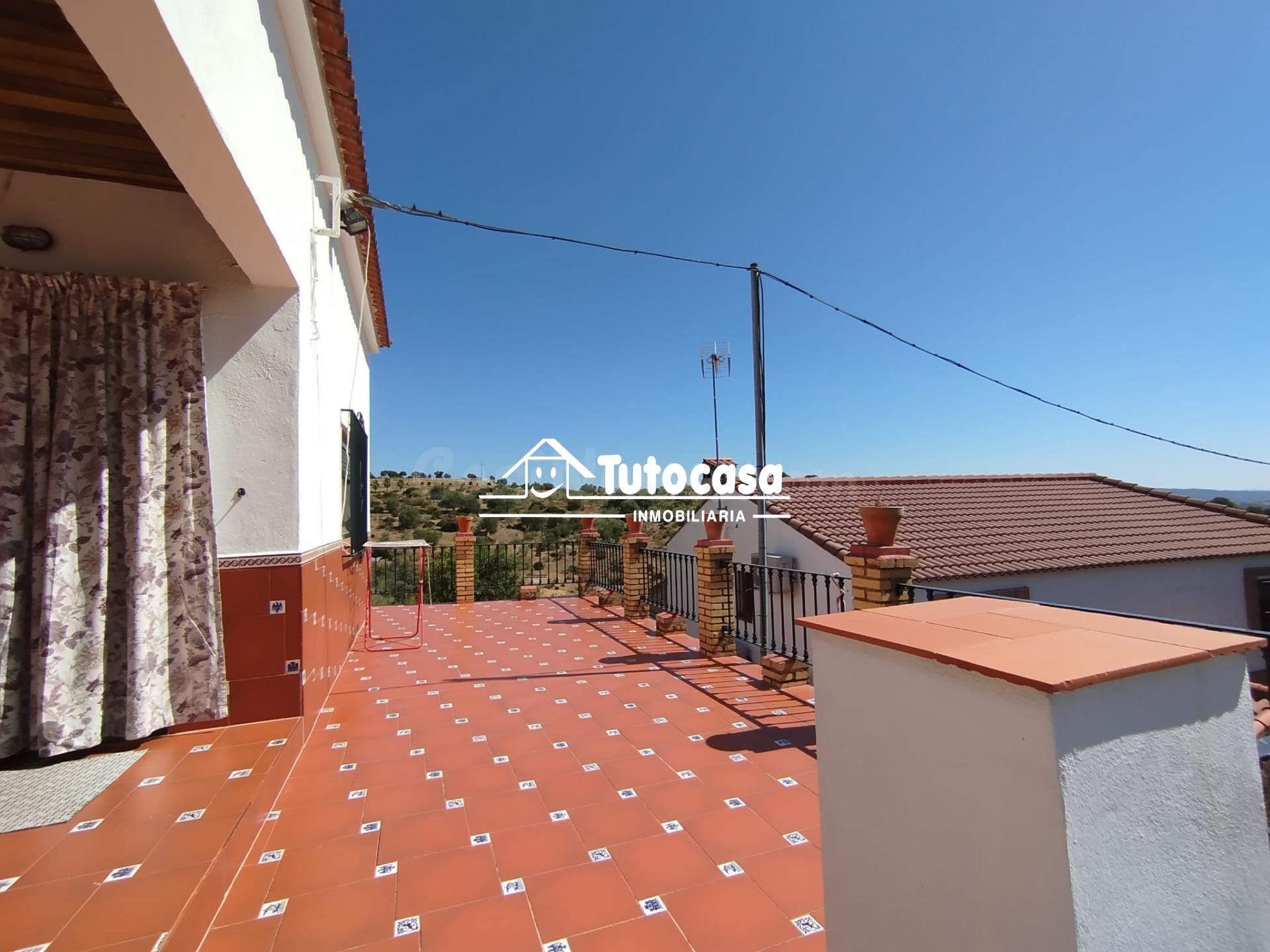 Chalet independiente de 3 hab. con parcela y vistas a la nat - foto 4