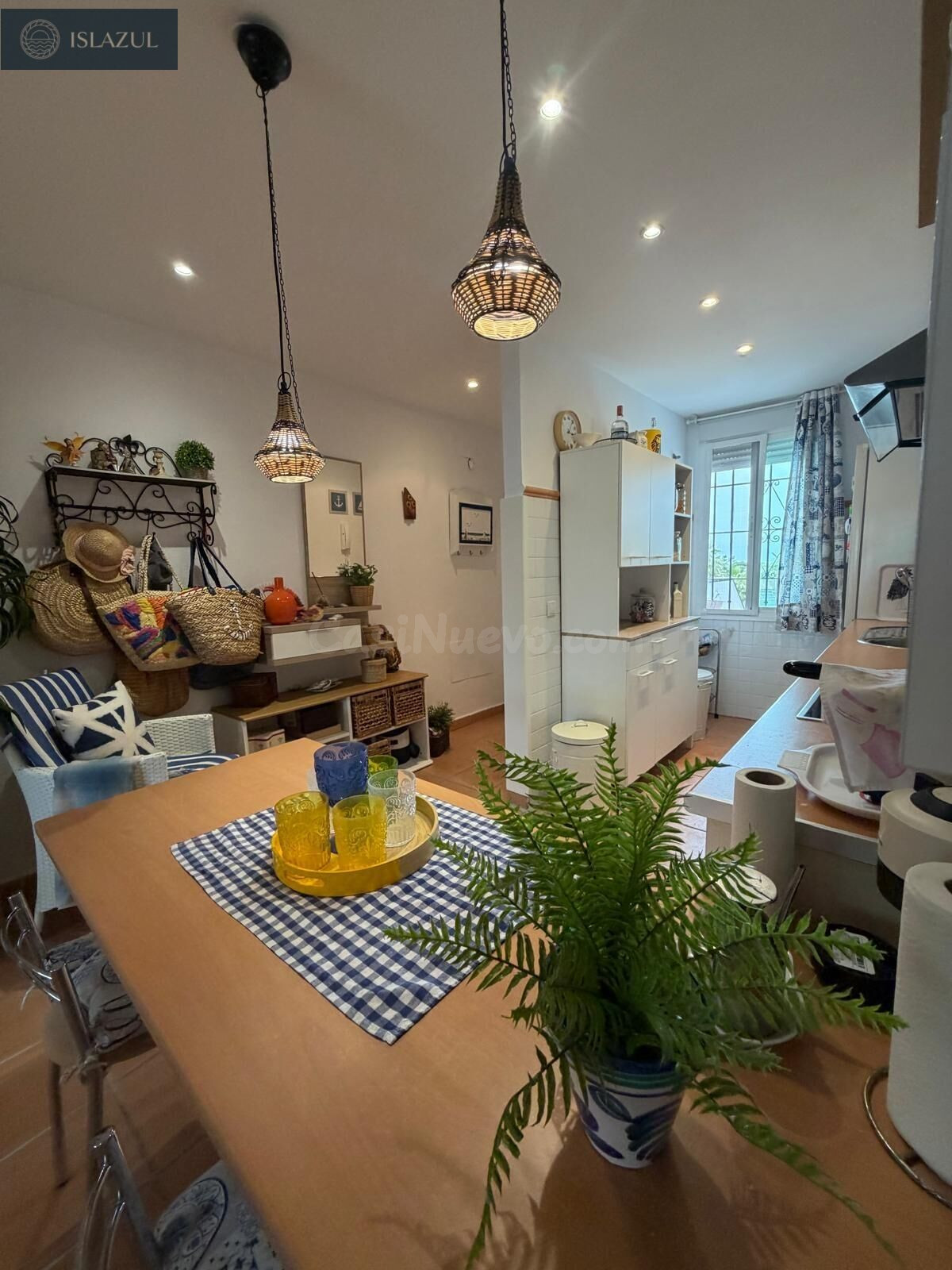 EXCLUSIVO ATICO CON TERRAZA DE 65 M2 Y VISTAS AL MAR - foto 3