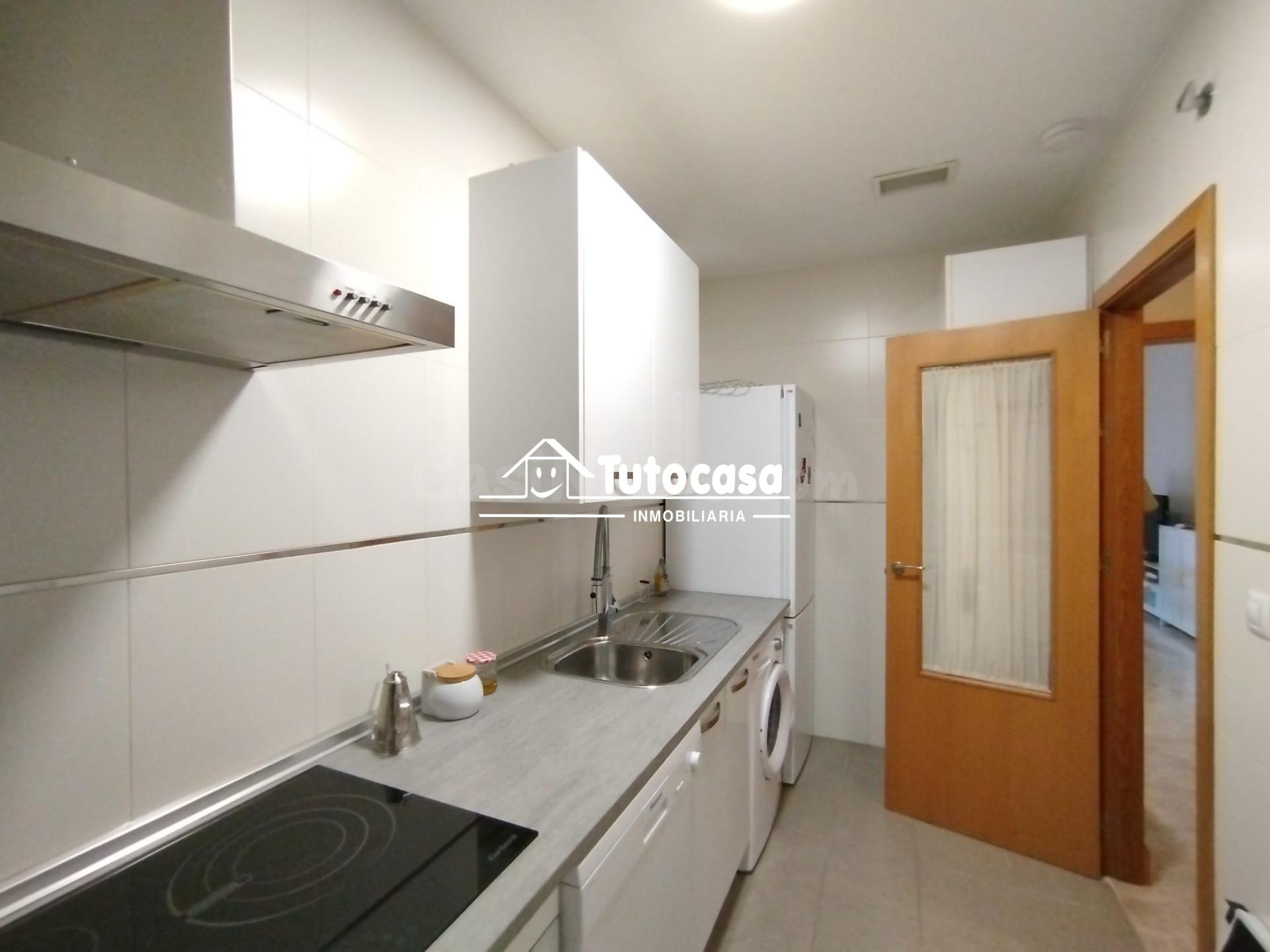 ¡EXCLUSIVO PISO EN PLENO CENTRO! Con garaje, trastero y sin  - foto 5