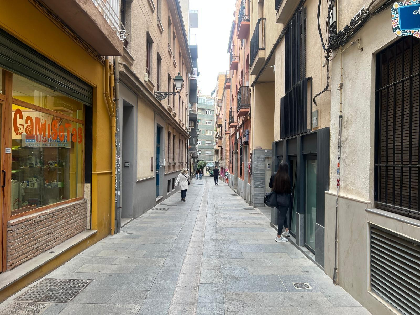 LOCAL COMERCIAL DE 311 m2 EN ALQUILER EN CALLE CRUZ – CENTRO - foto 4