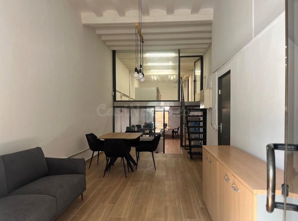 Oficina en alquiler – Espacio de trabajo exclusivo en el Eix
