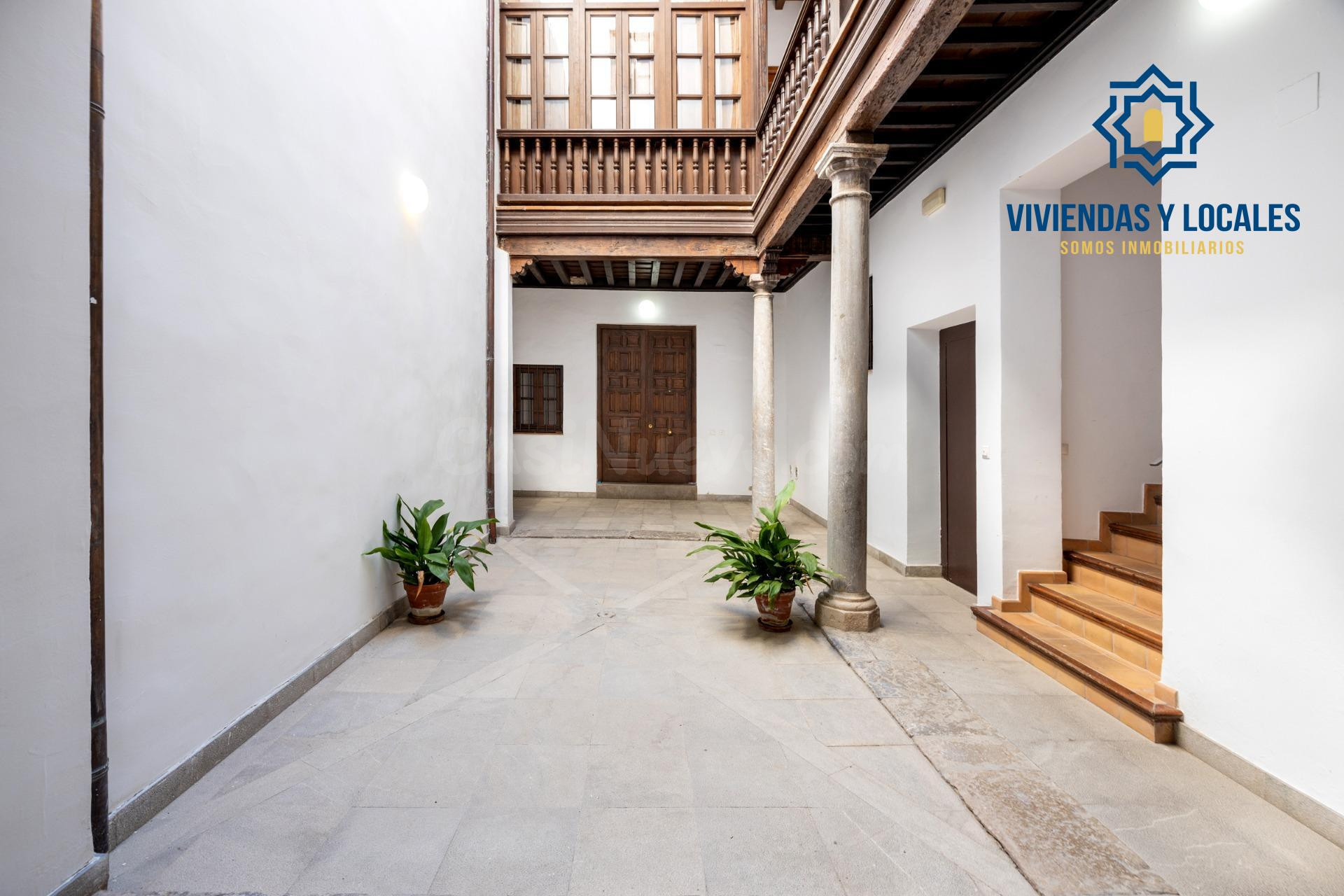 ✨ Oficina acondicionada como vivienda con encanto en pleno c - foto 2
