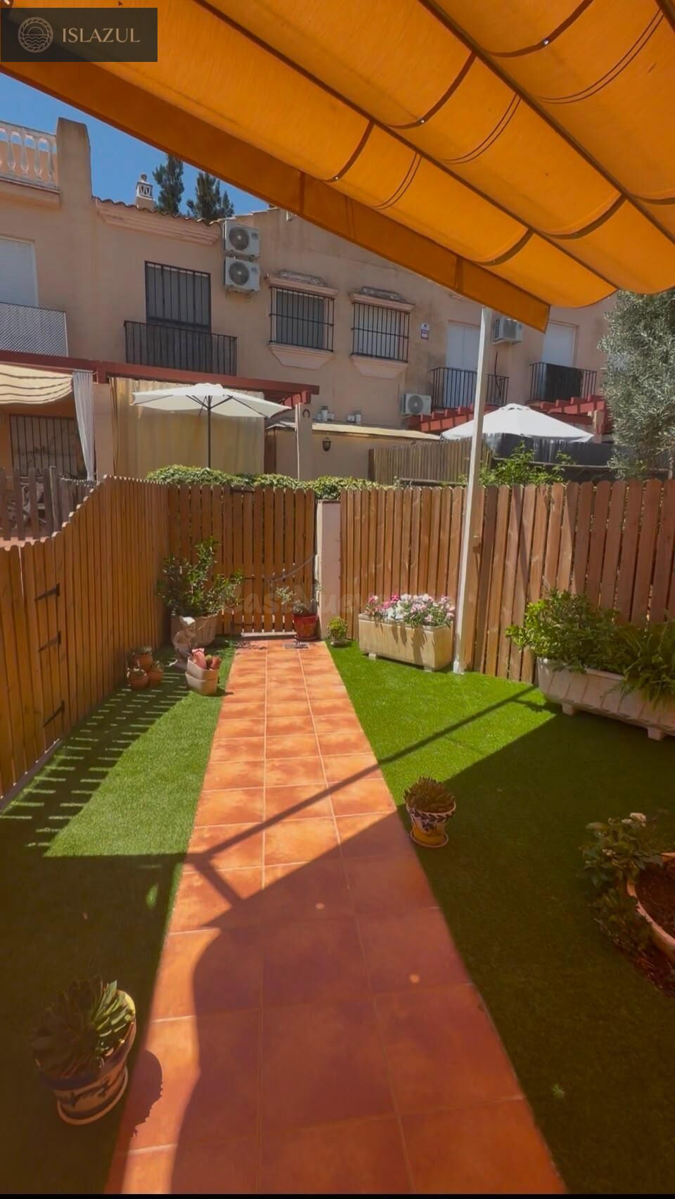 AMPLIO PAREADO CON APARTAMENTO INDEPENDIENTE Y ESPACIOS QUE  - foto 5