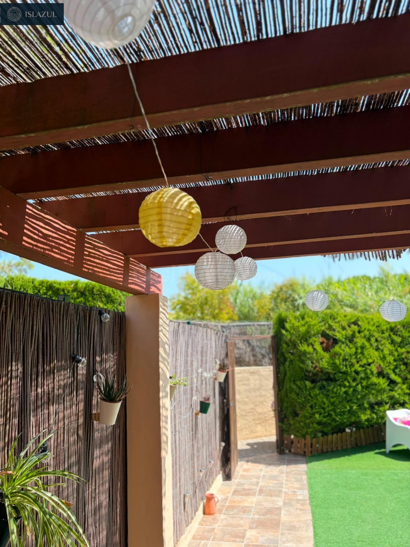 DISFRUTA DE UN JARDIN PARA TODA LA FAMILIA - foto 4
